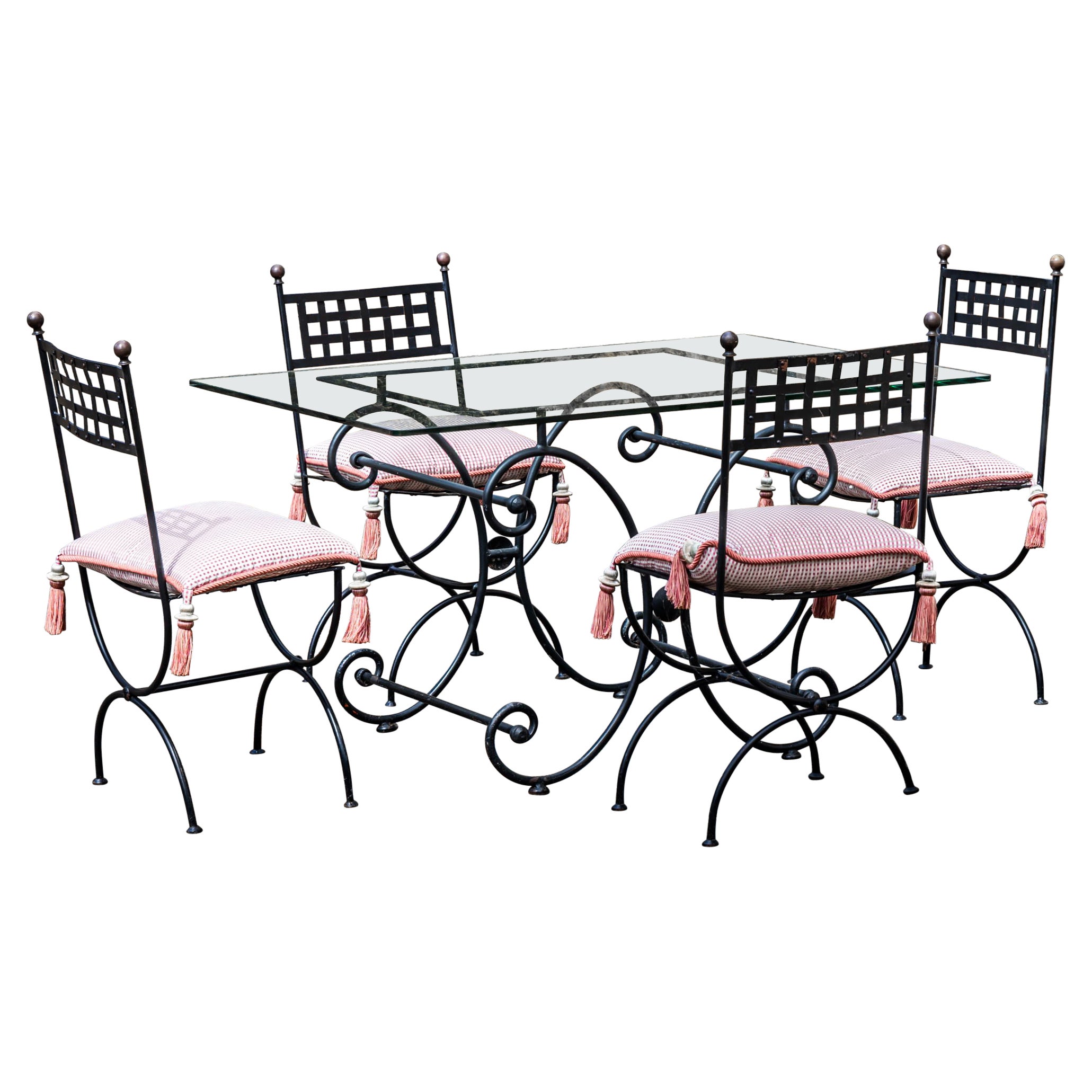 Conjunto de muebles de jardín de hierro, probablemente de finales del siglo XX en venta