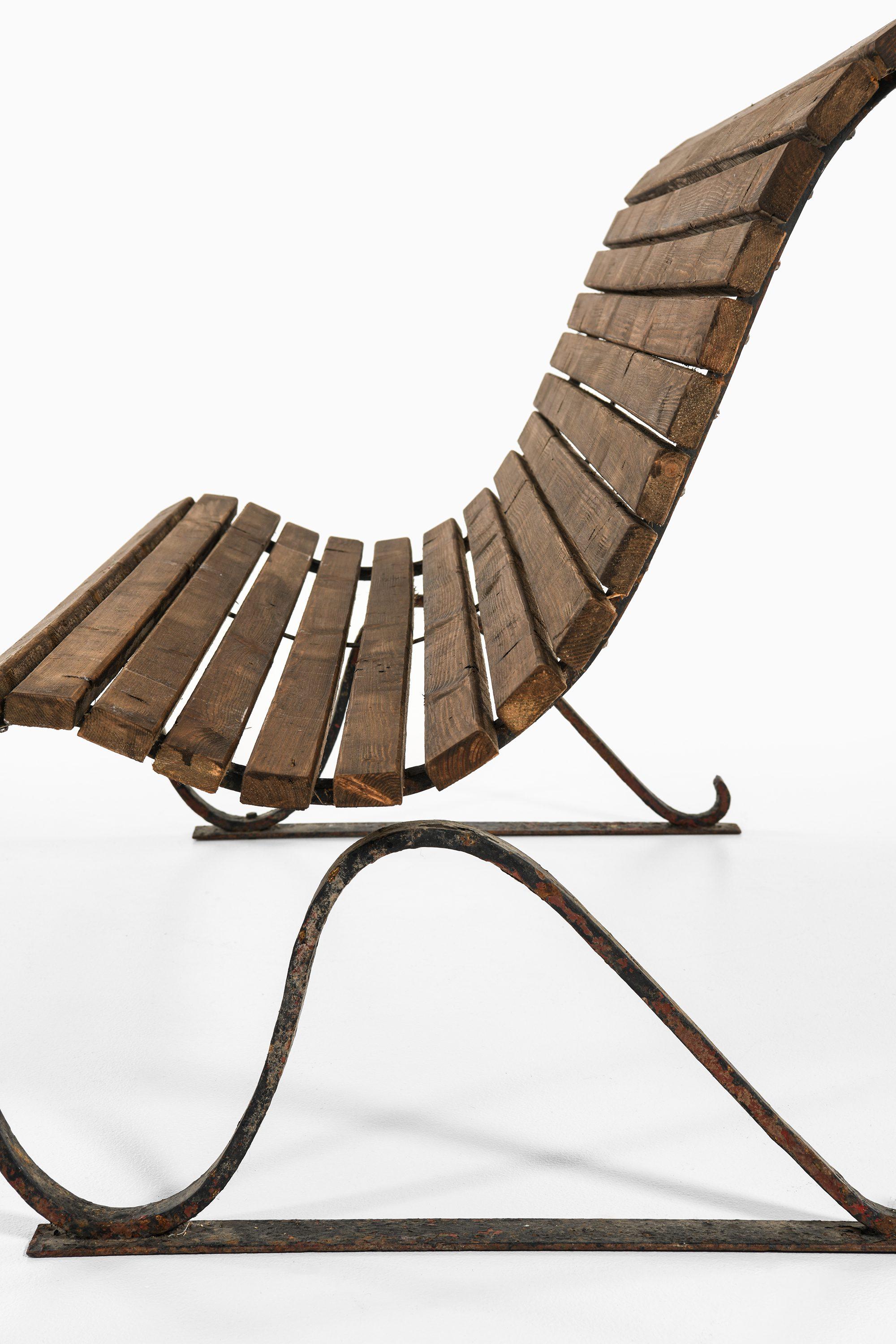 Canapé de jardin en fonte et bois, années 1940 Bon état - En vente à Limhamn, Skåne län