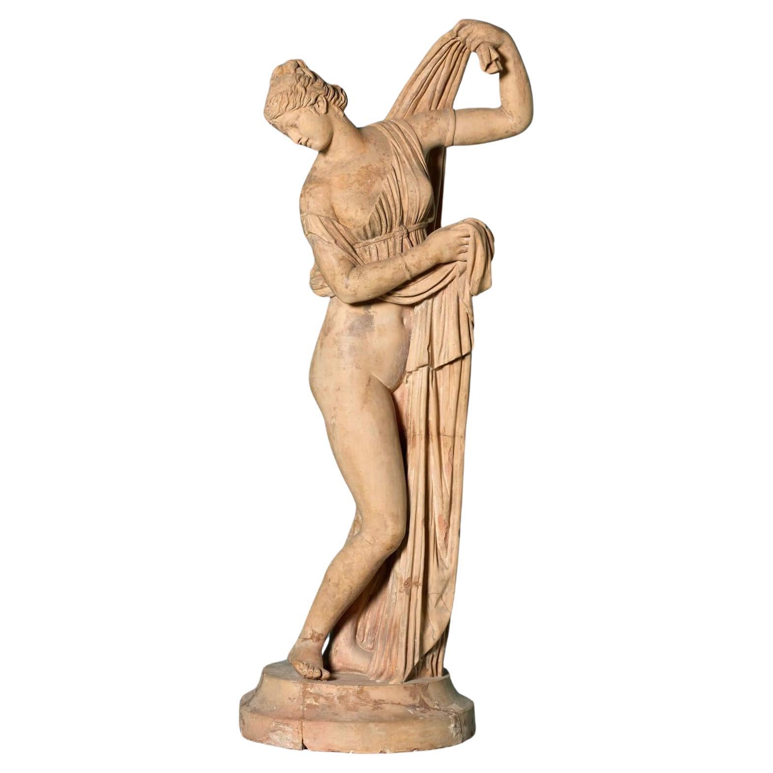 Statue de jardin représentant la Vénus callipygienne