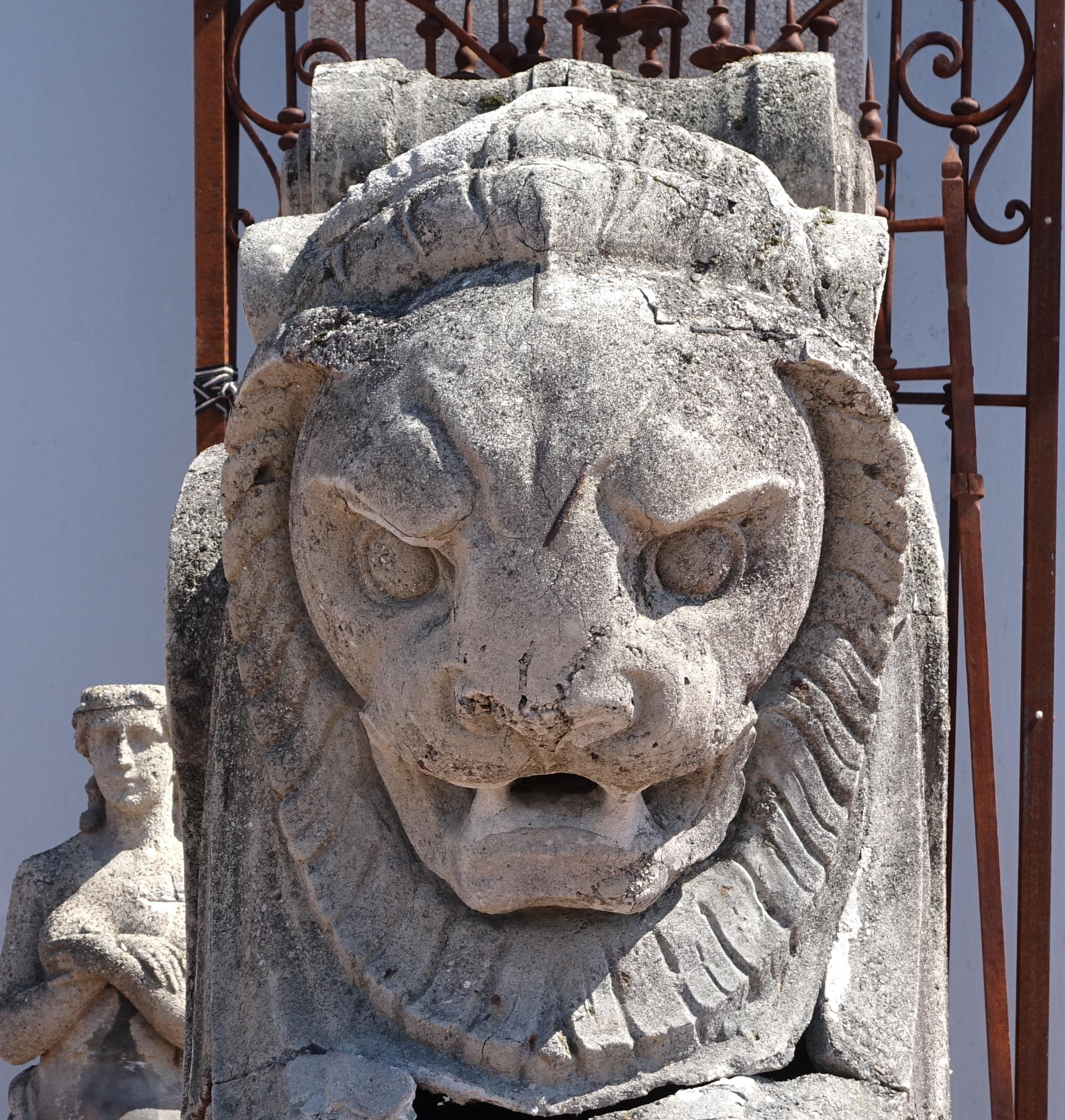 Stone Garden statue, sphinx made for the central station of Milan, Stacchini De grandi For Sale