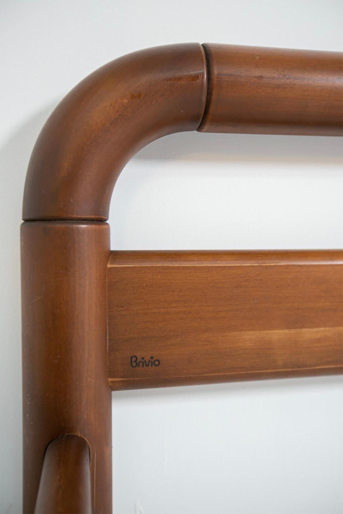 Gardenia Italian bed, Designer Luciano De Gennaro for Brivio, 1977 im Zustand „Gut“ im Angebot in Milano, IT