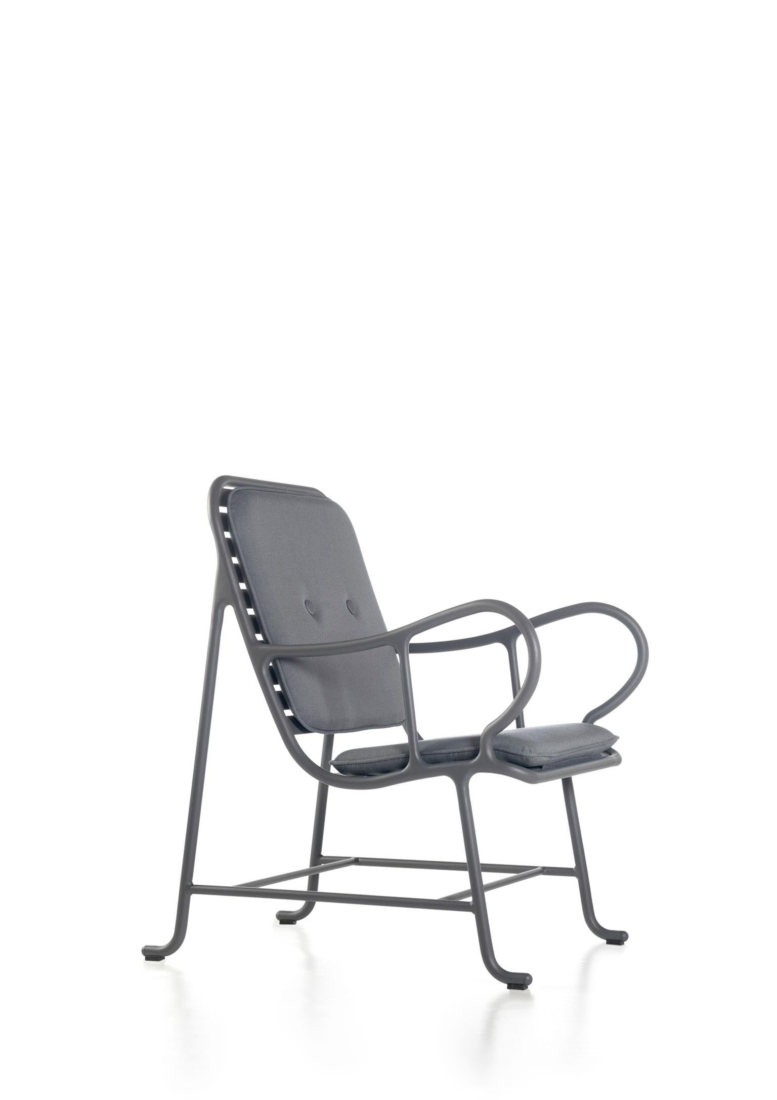 Gardenias Outdoor Armchair by Jaime Hayon for BD Barcelona In New Condition For Sale In Brooklyn, NY