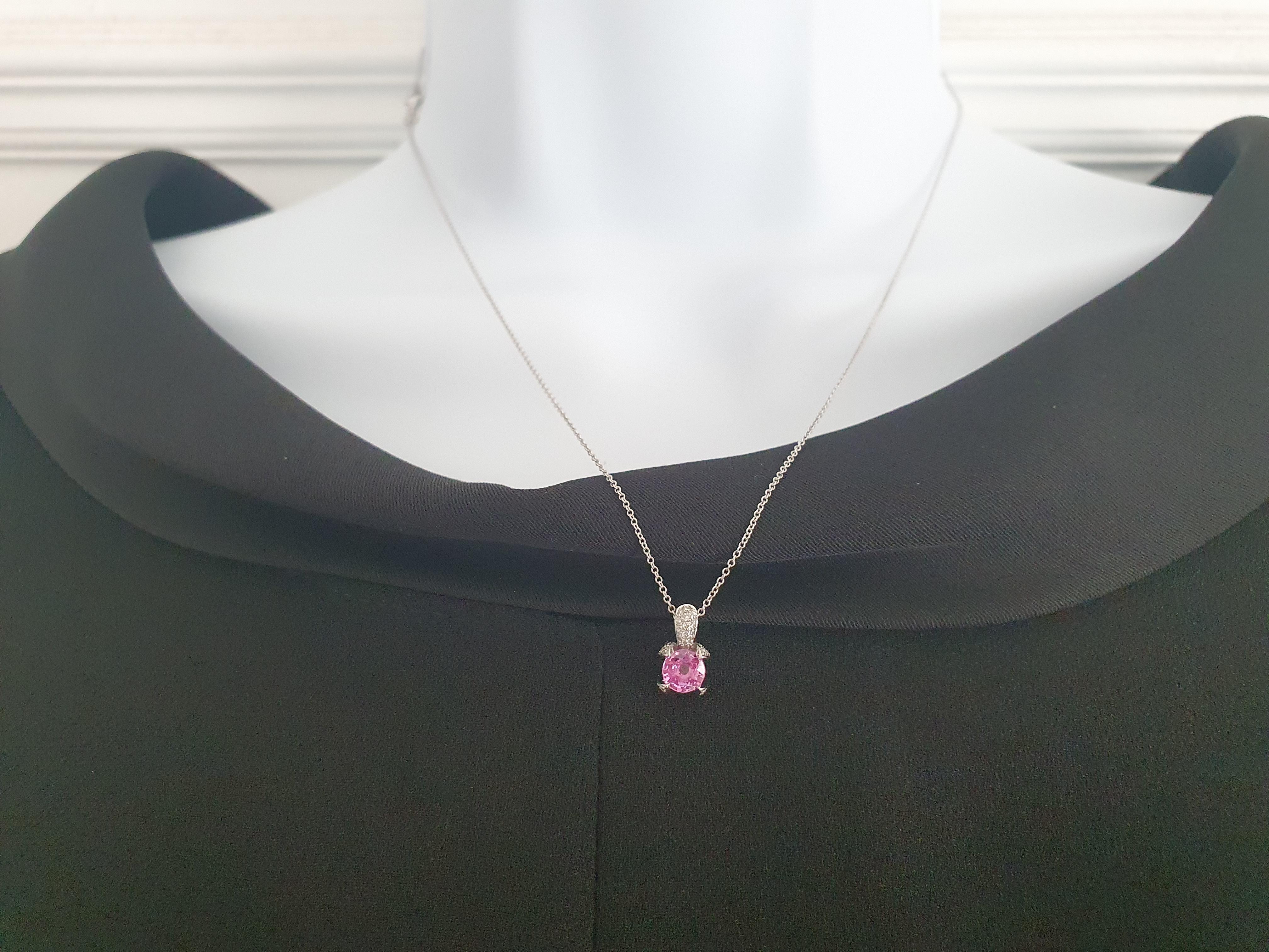 Brilliant Cut Garel, 0.70ct Pink Sapphire Pendant and 0.15ct Diamond Paving, 18k White Gold For Sale