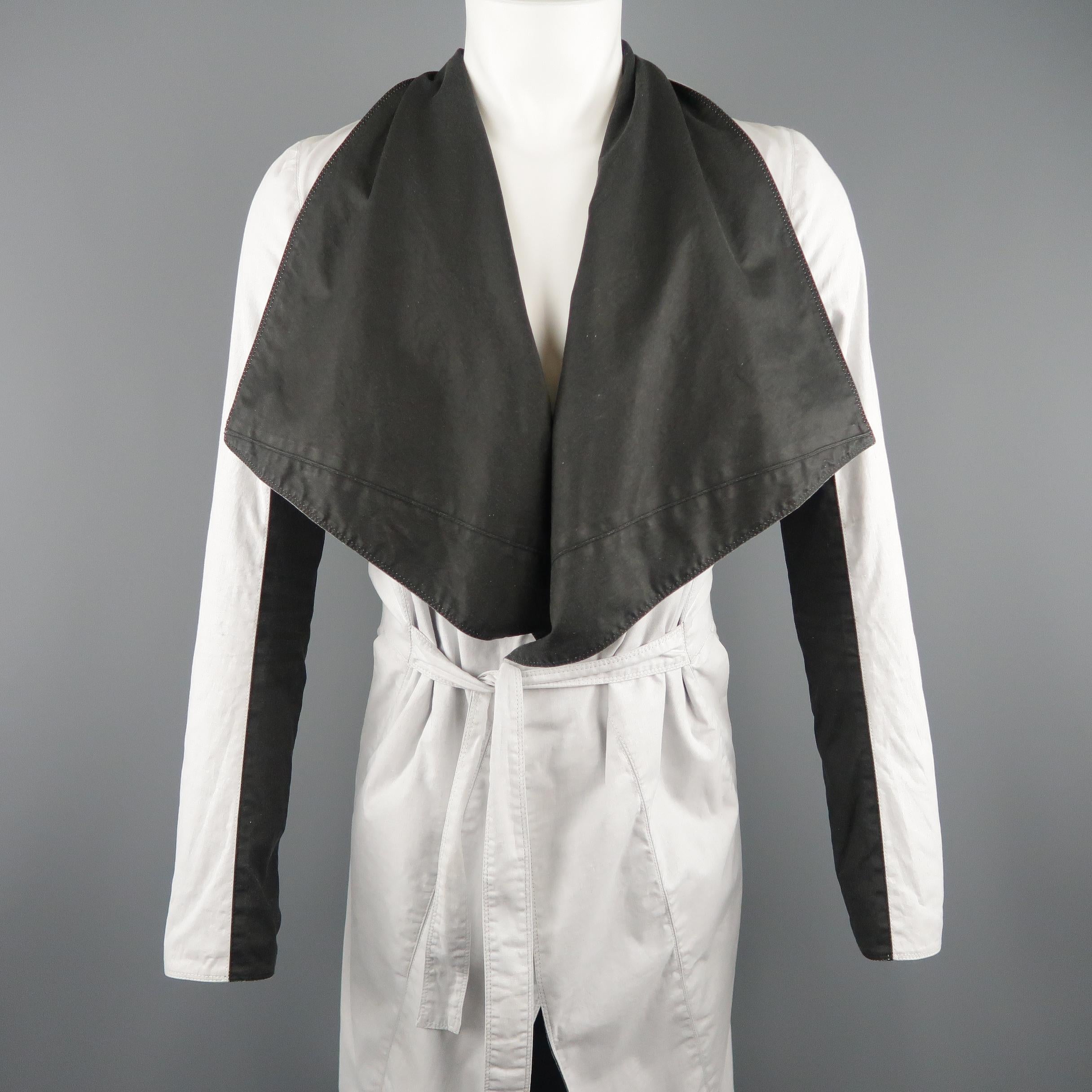 GARETH PUGH 36 White & Black Color Block Draped Collar Coat In Good Condition In San Francisco, CA
