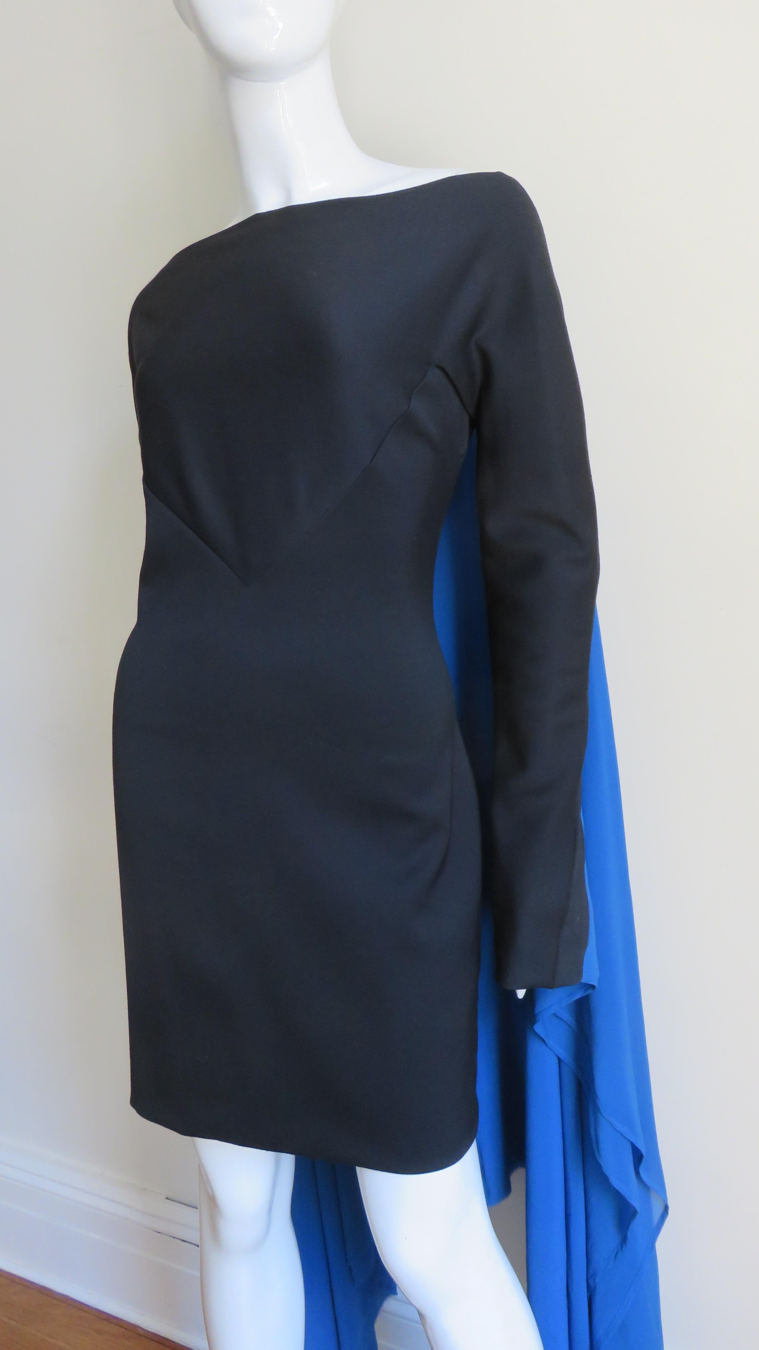 Gareth Pugh New Color Block Cape Back Kleid (Violett) im Angebot