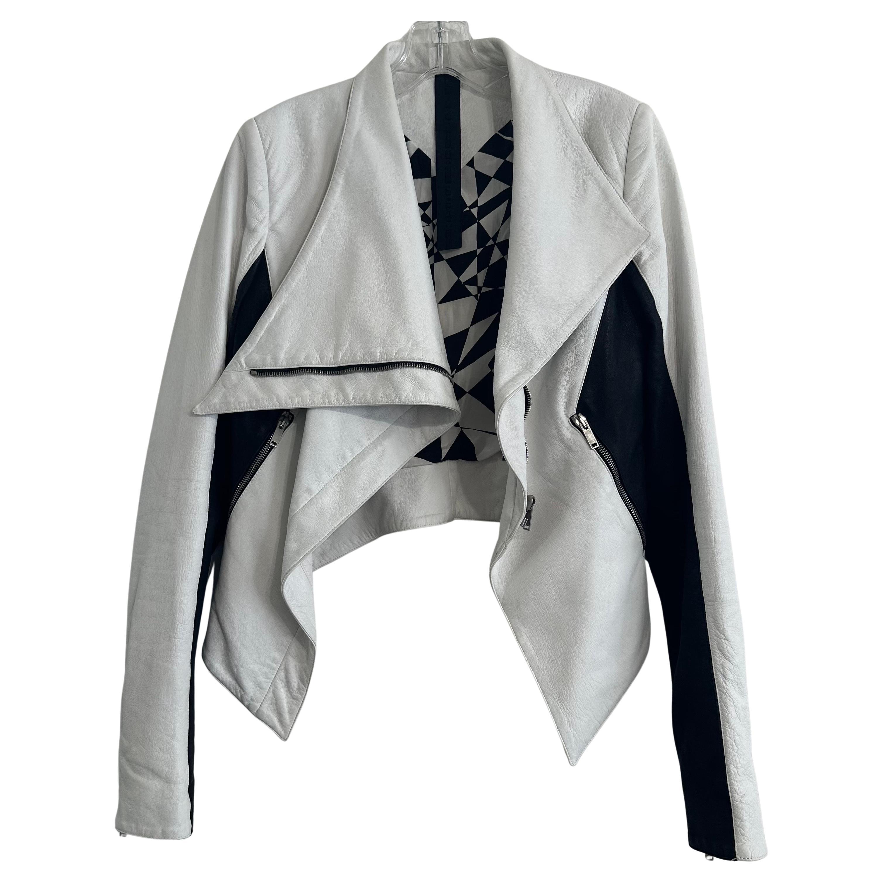 Gareth Pugh Runway Asymmetrical Leather Jacket IT 38 Colorblock White & Black For Sale