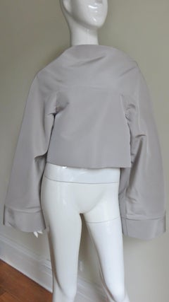 Gareth Pugh Nuevo top kimono de seda
