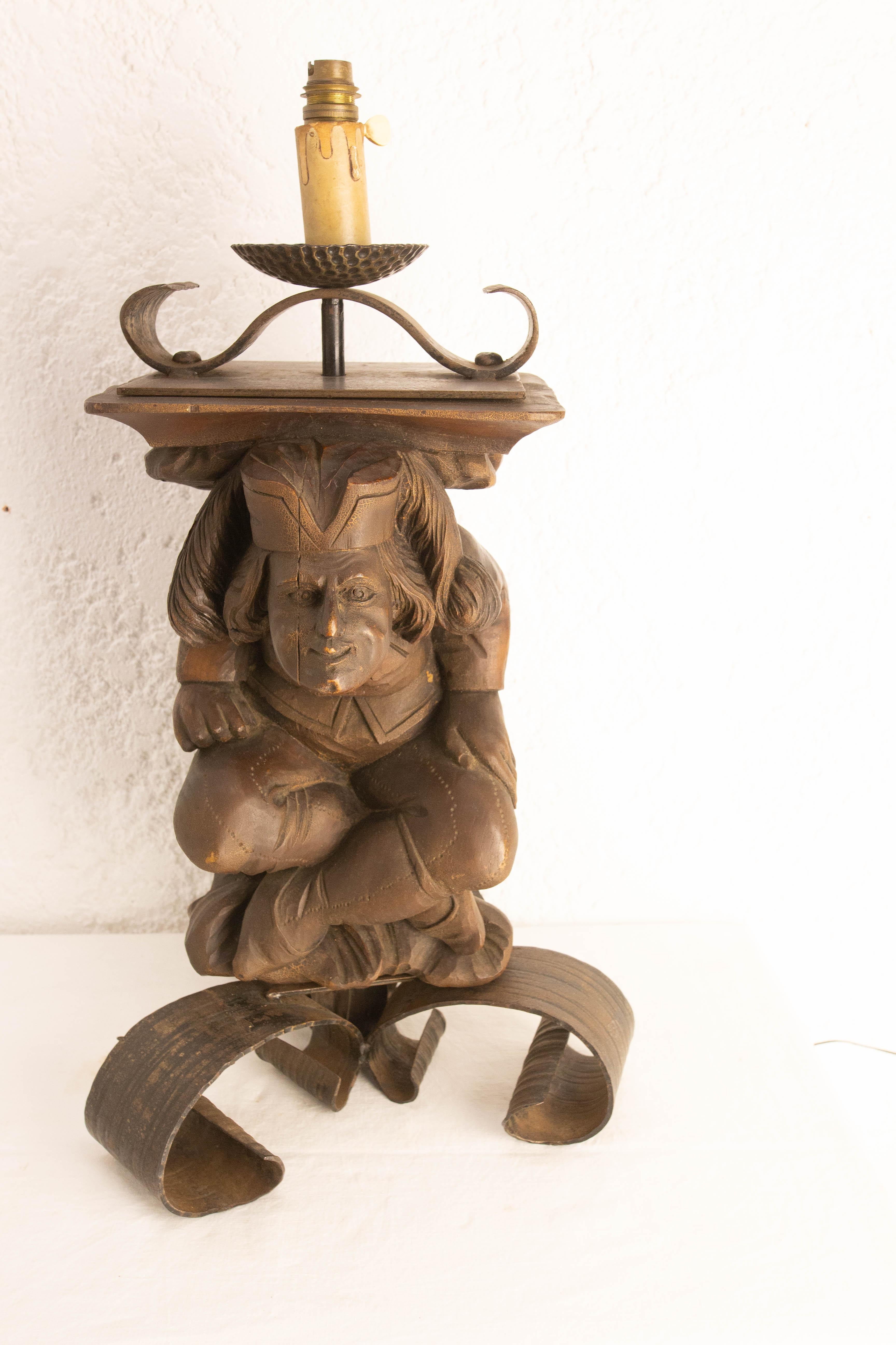 Lampe de table Gargoyle par J M-One Wood & Wrough Iron, français, circa 1960 en vente 6