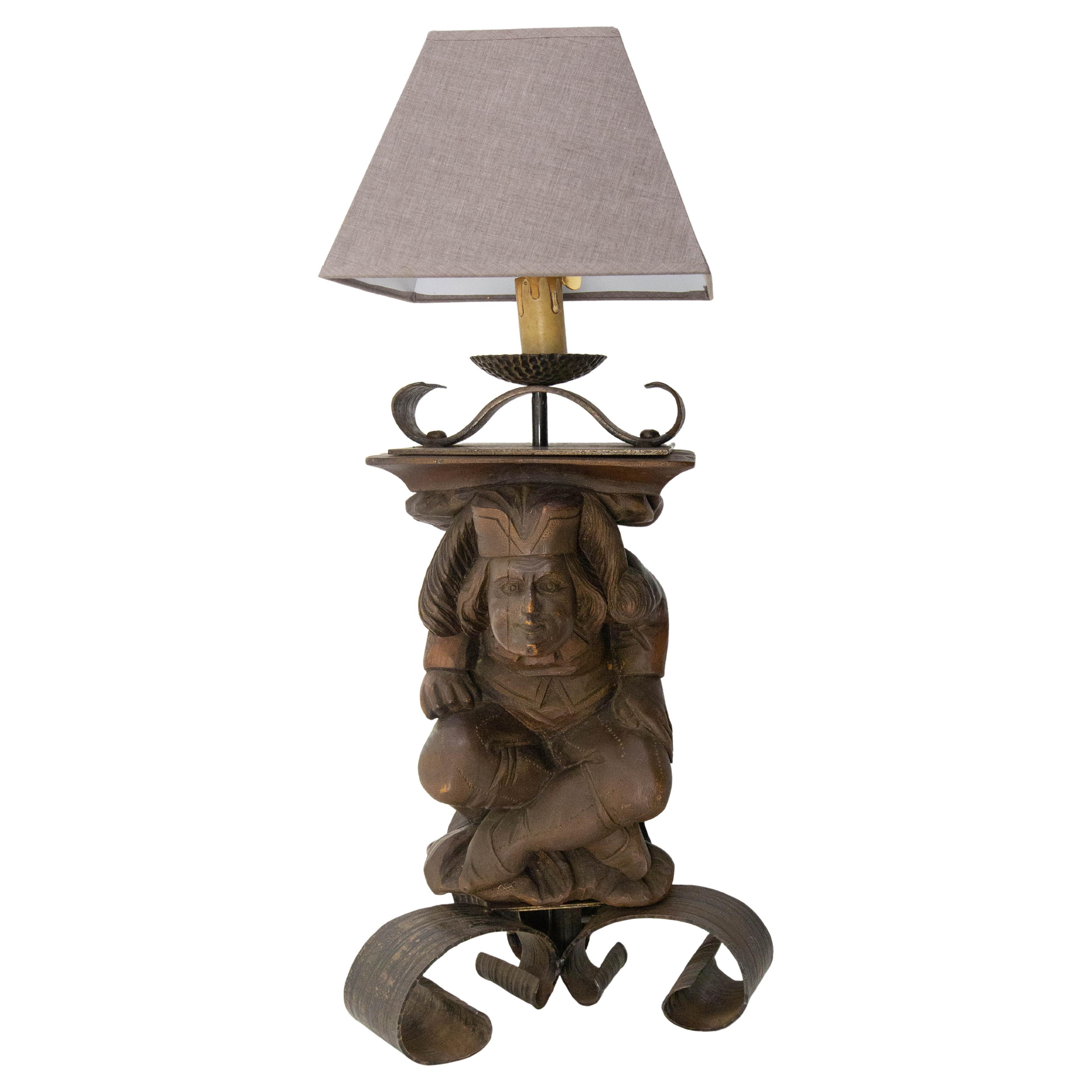 Lampe de table Gargoyle par J M-One Wood & Wrough Iron, français, circa 1960 en vente