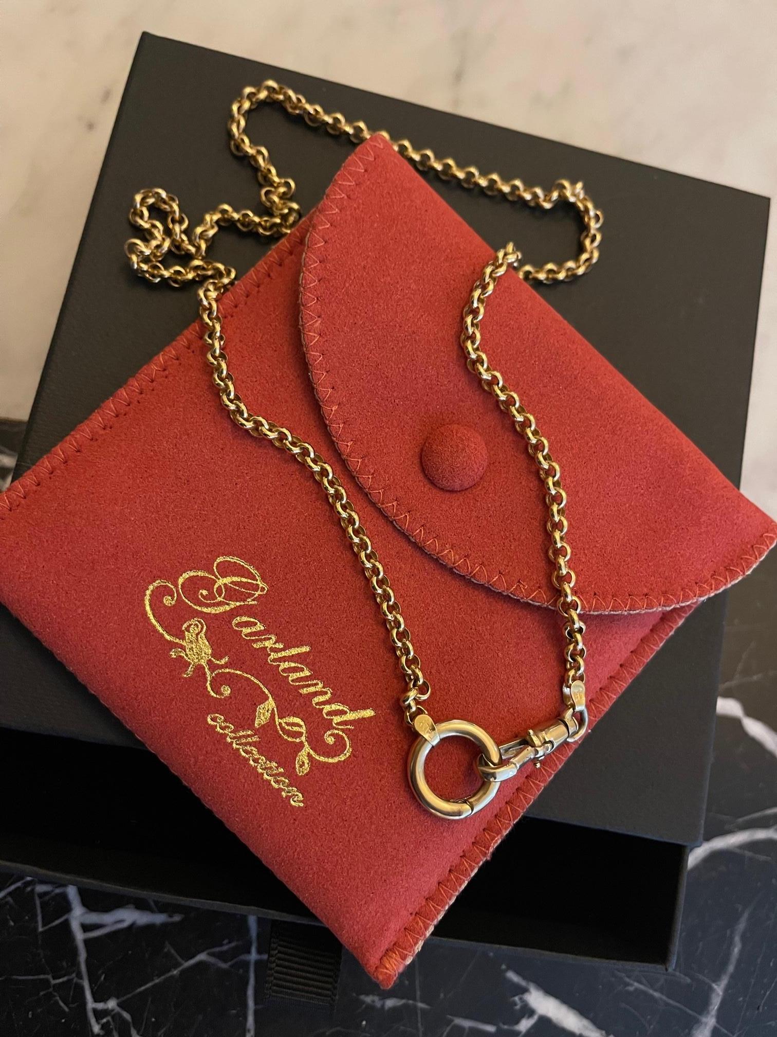 Garland Collection Gold Transitional Belcher Chain with Charm Clip and Dog Clip In New Condition For Sale In New York, NY