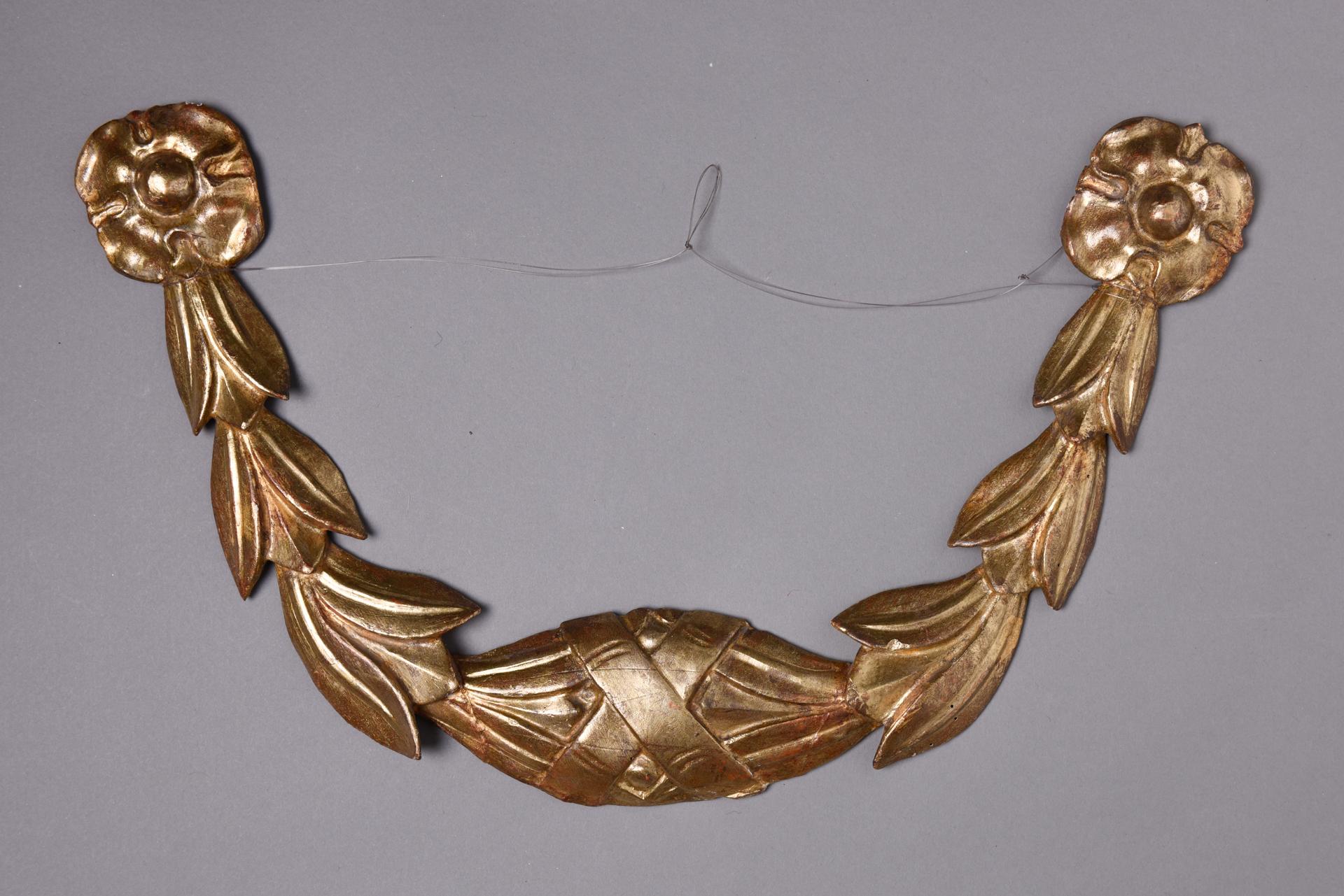 Girlandenfriese aus vergoldetem Wood (Italienisch) im Angebot