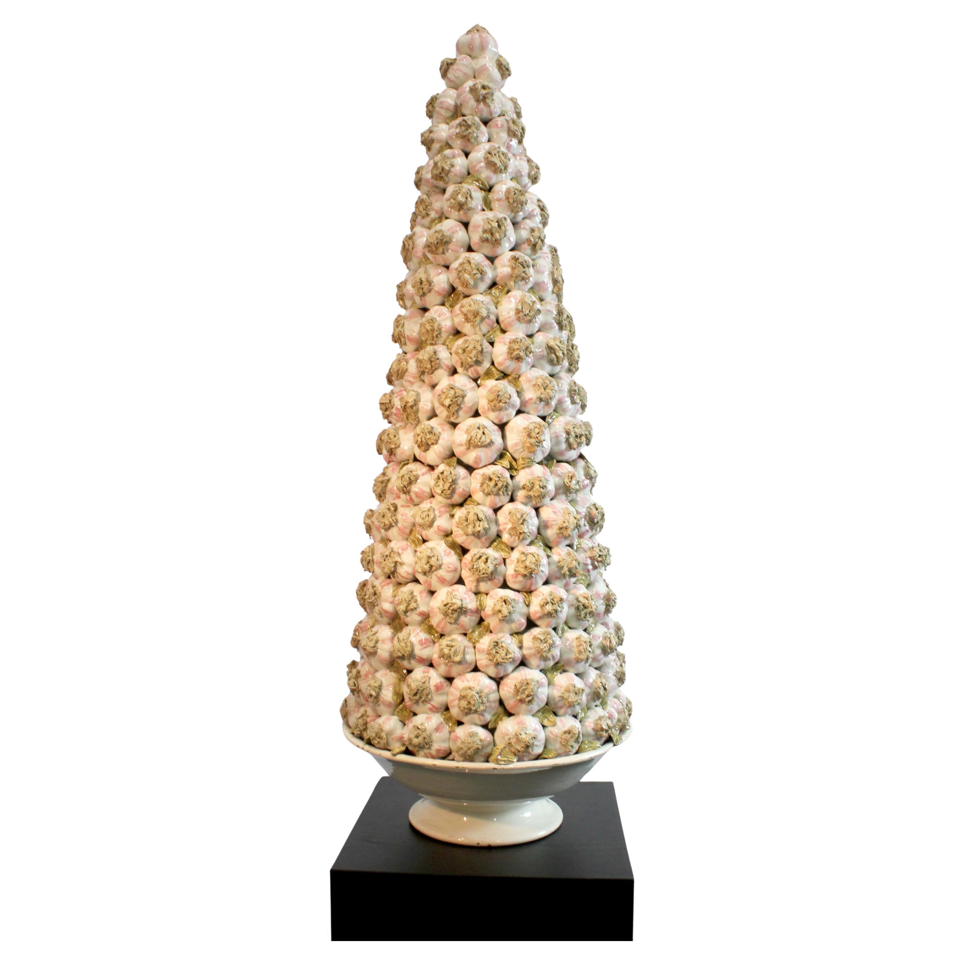 "Garlic" centerpiece in glazed ceramic - c. 1920 - Manises, Spain