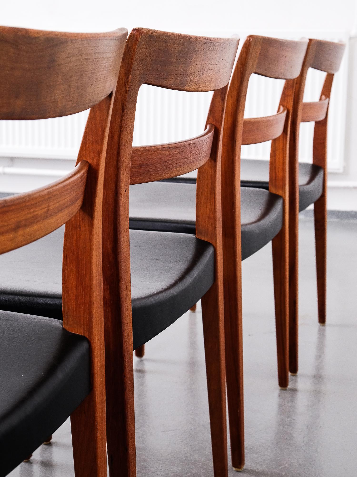 Scandinavian Modern ”Garmi” Teak Dining Chairs by Nils Jonsson for Troeds, Set of 4