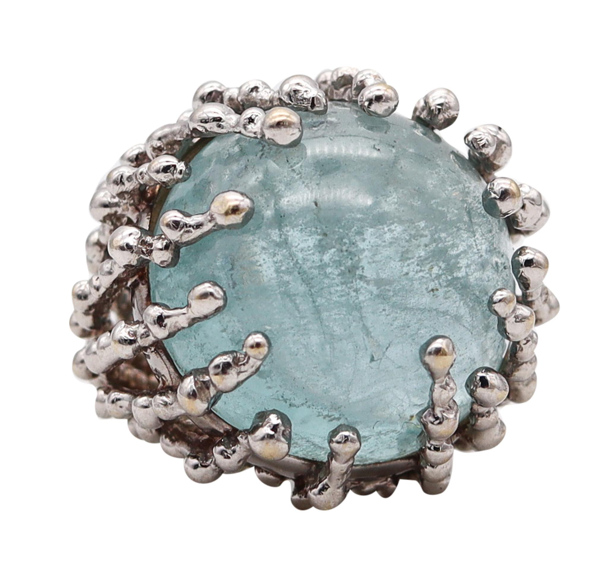 Garnazelle Paris Boule D'Amour Cocktail-Ring aus 18 Karat Gold mit 68 Karat Aquamarin