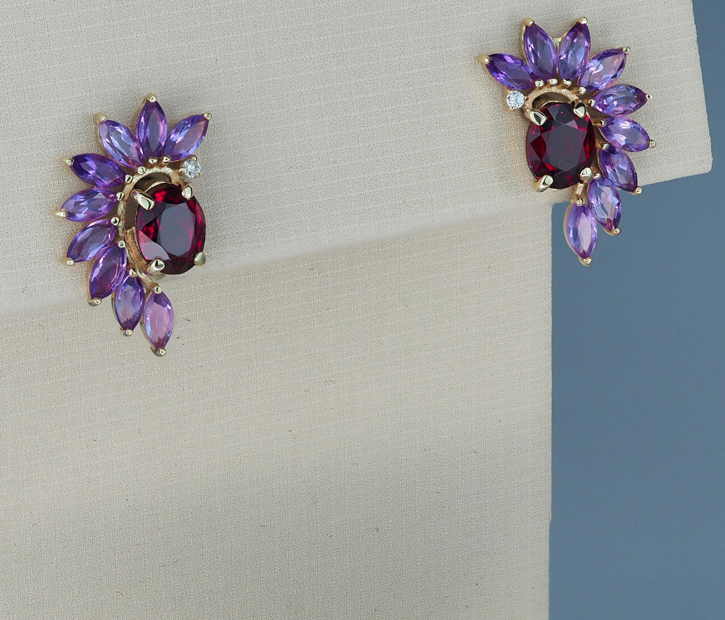 Garnet 14k Gold Earrings Studs, Amethyst Earrings Studs in 14k Gold In New Condition For Sale In Istanbul, TR