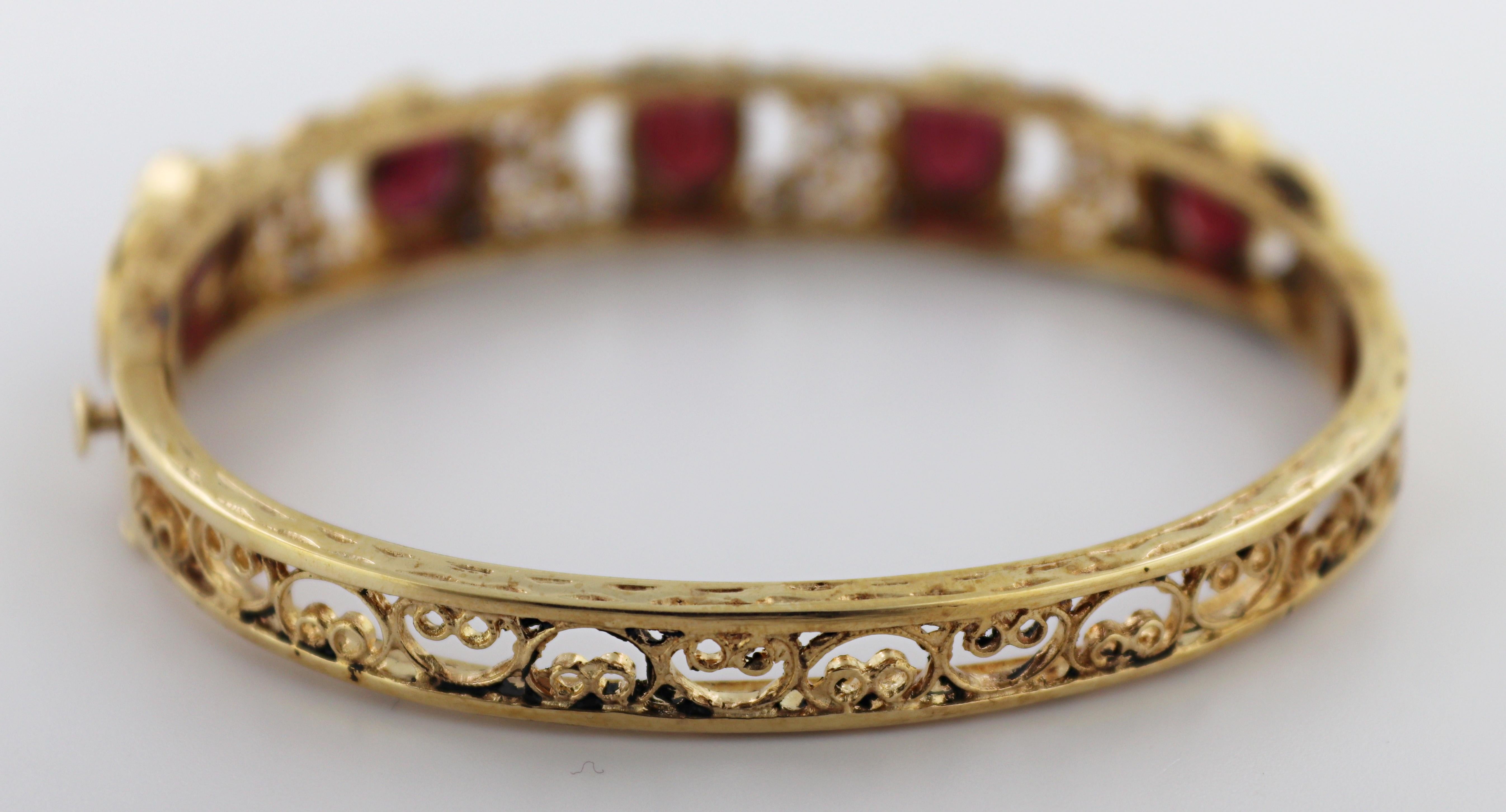 Granat-Armband aus 14 Karat Gelbgold im Angebot 1