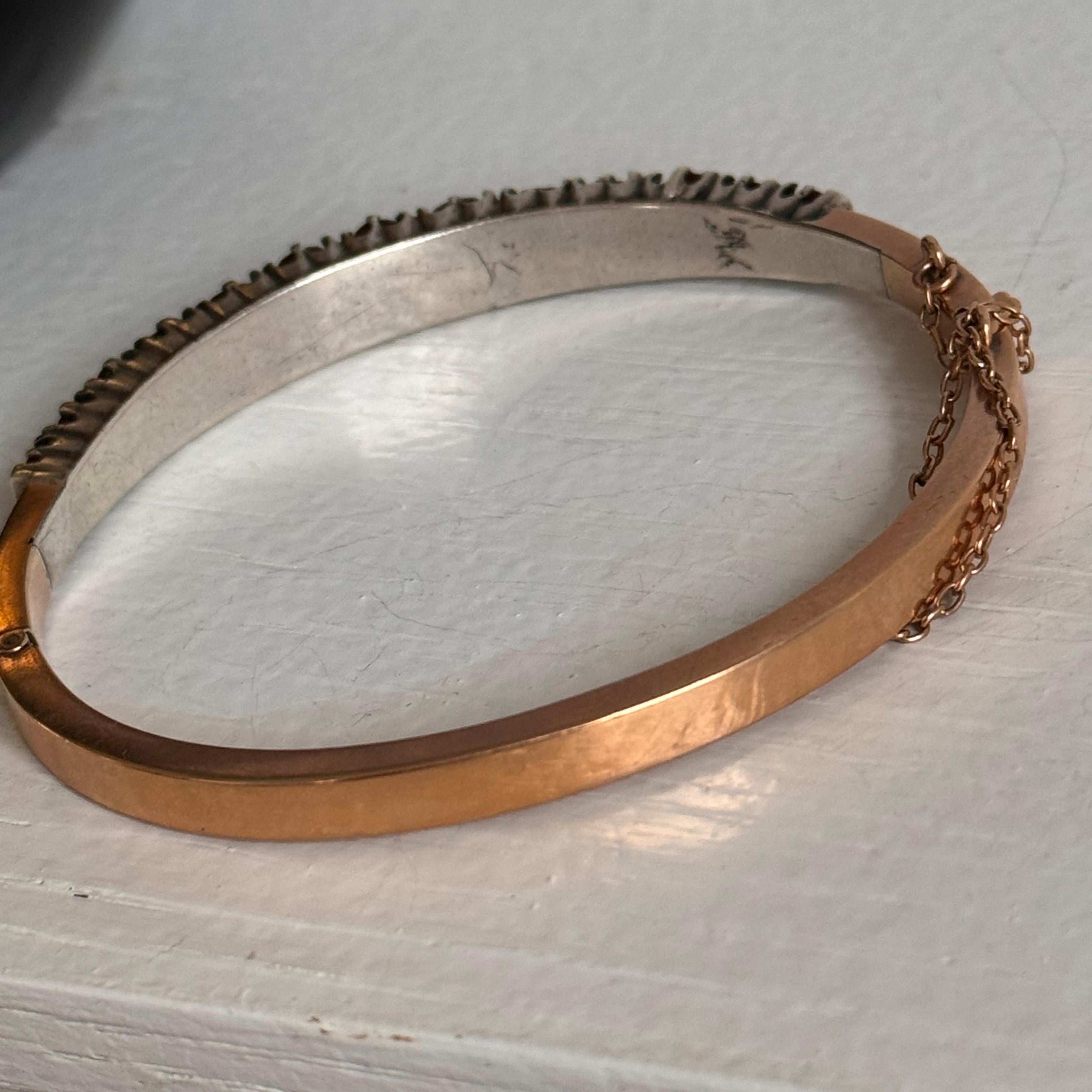 Antique French Garnet, 14K Yellow Gold Silver Hinged Bangle Bracelet For Sale 4