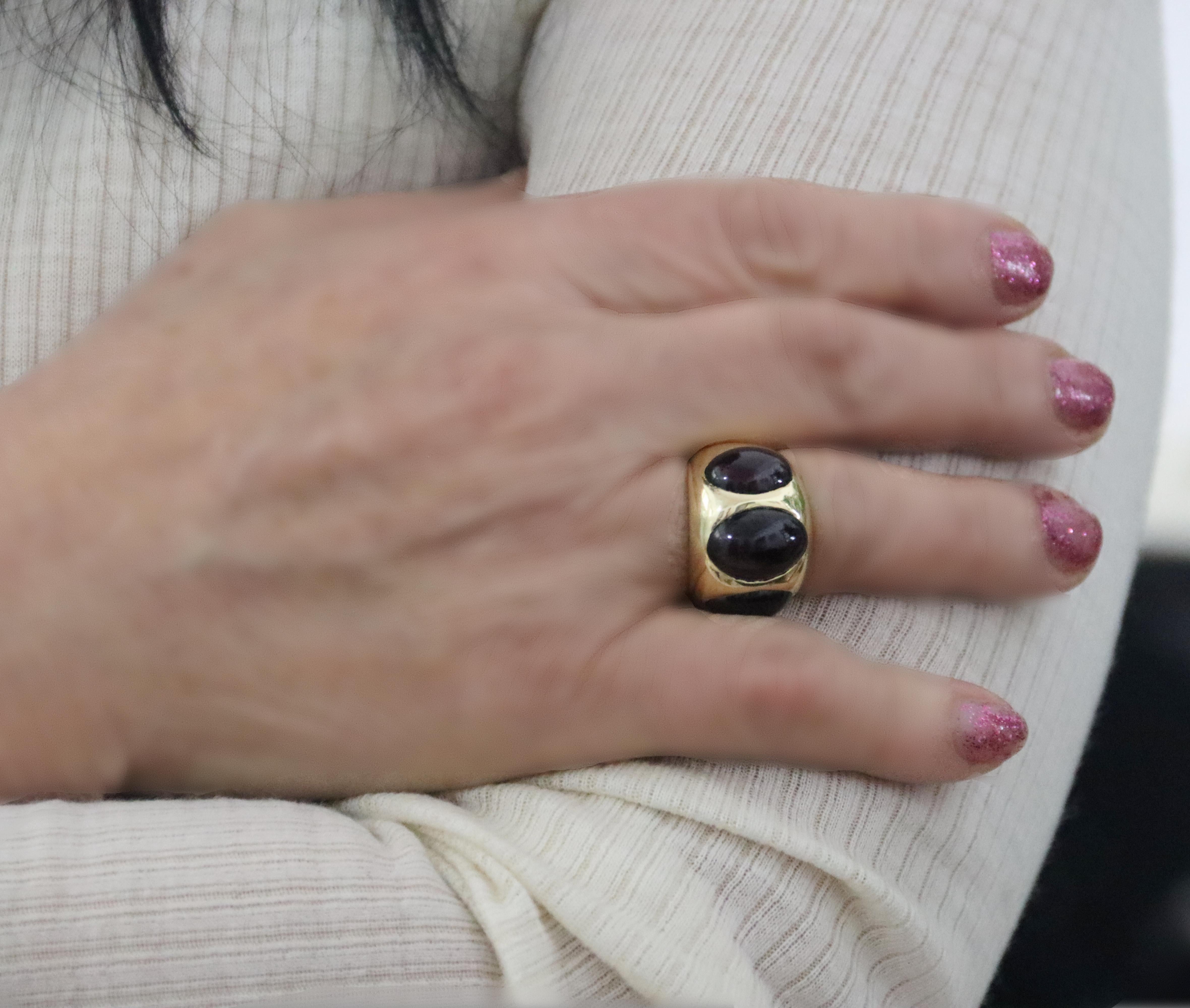 Granat-Ring aus 18 Karat Gelbgold 2