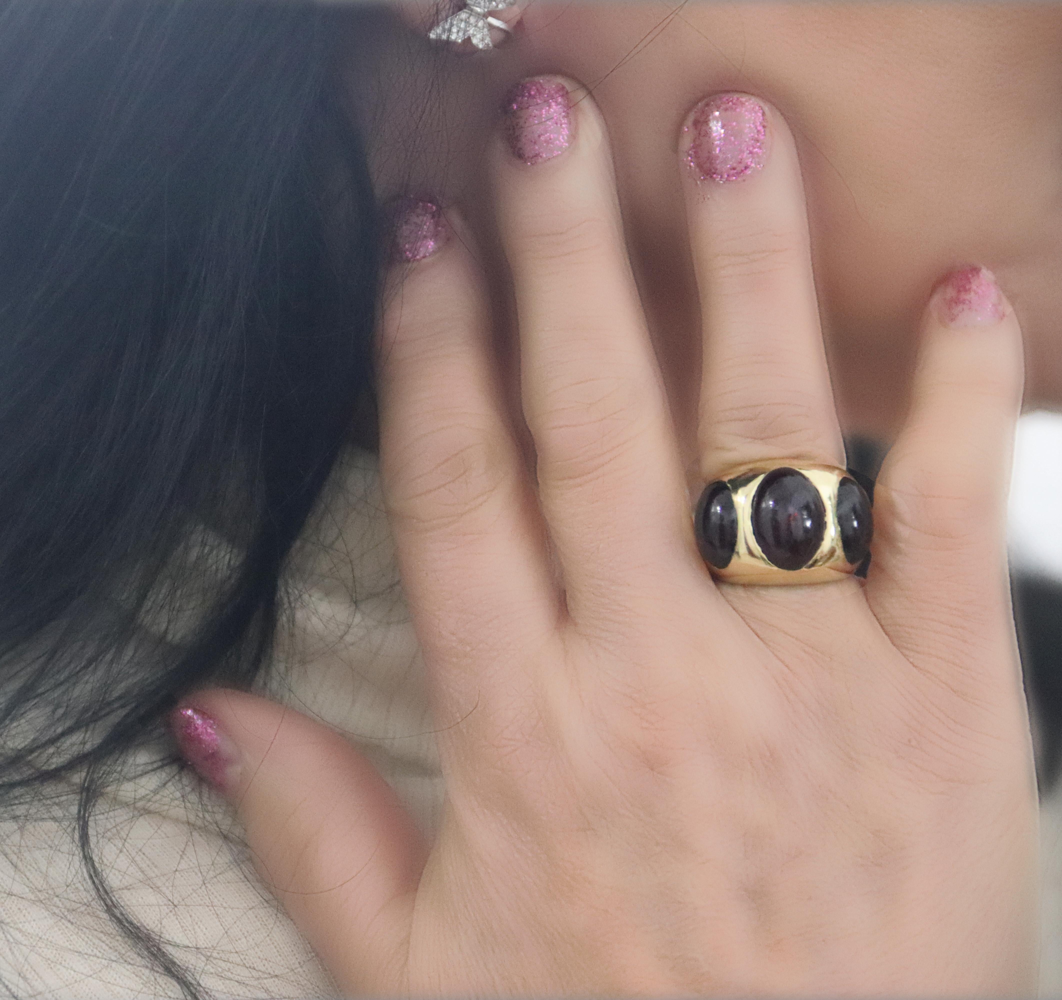 Granat-Ring aus 18 Karat Gelbgold 3