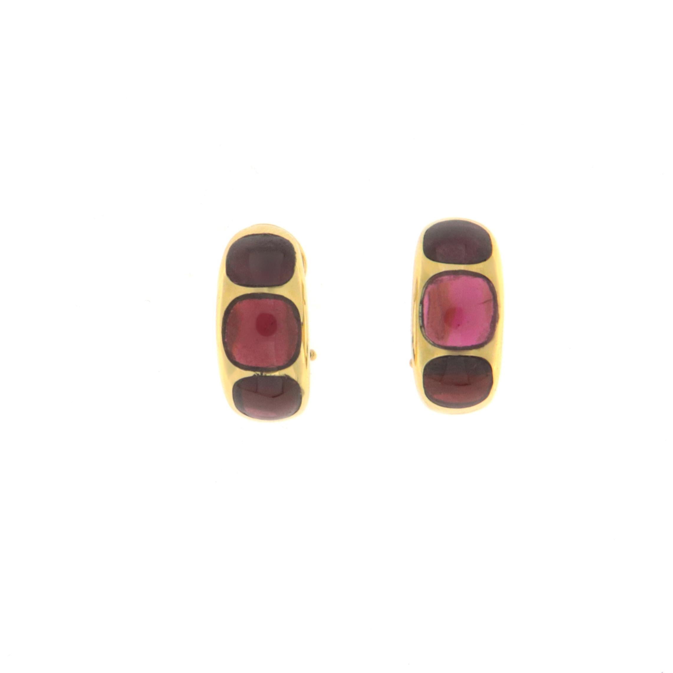 Oval Cut Garnet 18 Karat Yellow Gold Stud Earrings For Sale