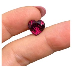 Granate 5,14Ct Piropo-Almandina gema natural Corazón, Tanzania, Certificado AGL