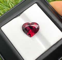 Granato 7,33Ct Piropo-Almandino gemma naturale, taglio a cuore, Certificato Nature
