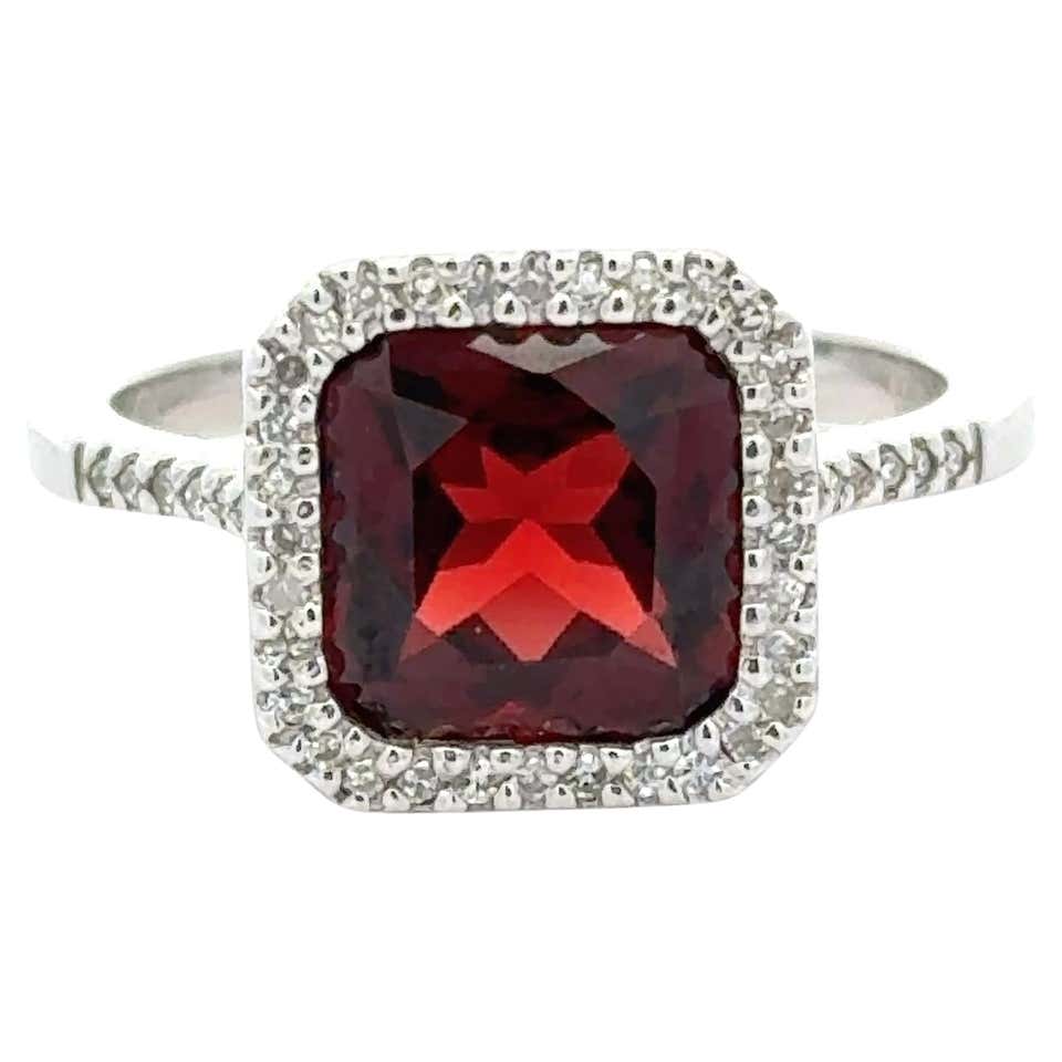 Very Fine Garnet Ring With Diamonds 3.90 Carats 18K White Gold For Sale ...