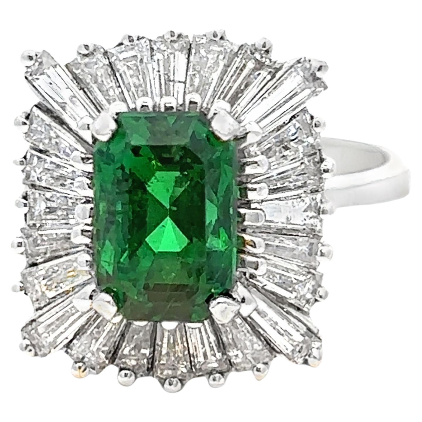 Anello Ballerina con Granato e Diamante in vendita