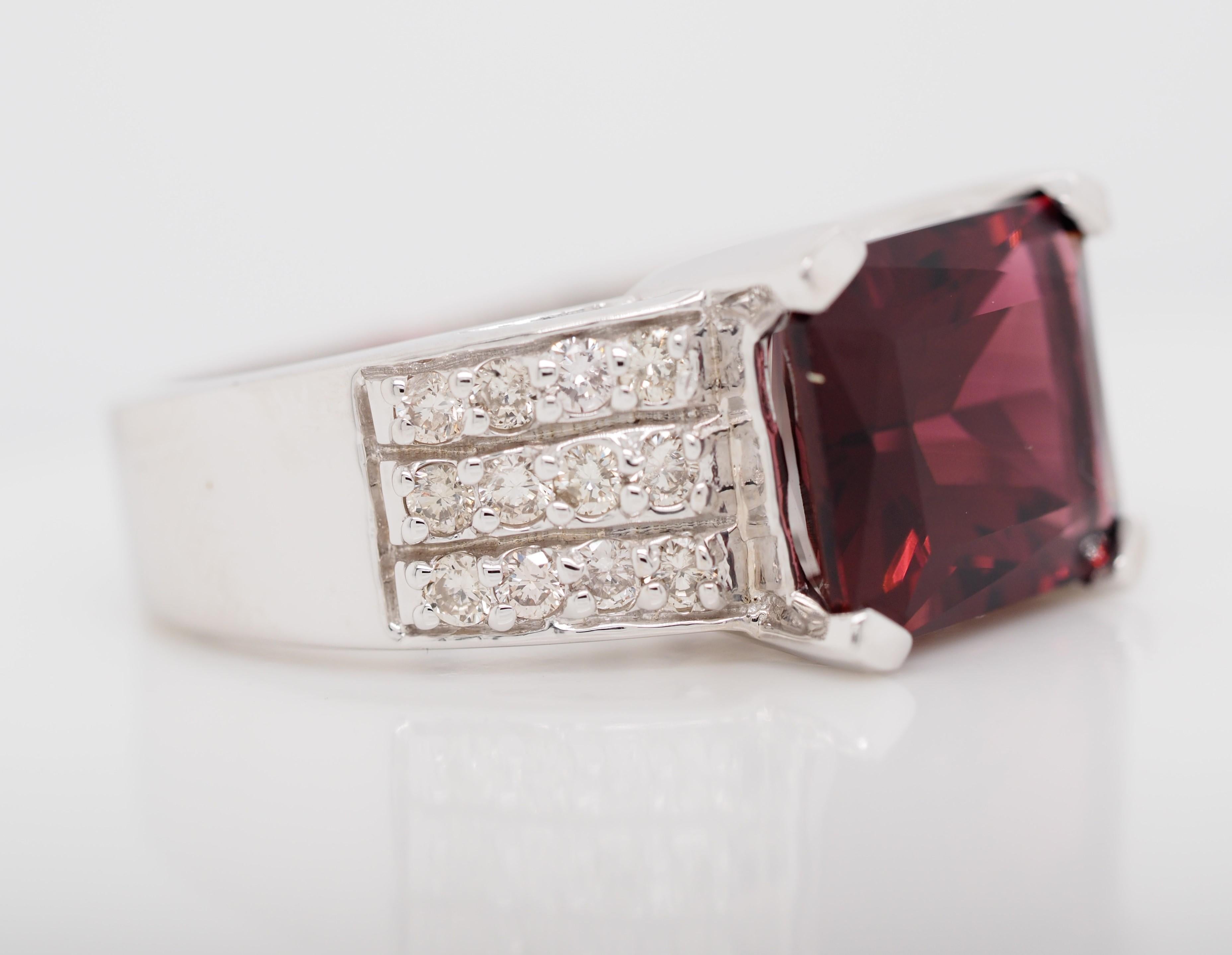 Contemporary Garnet and Diamond Cocktail Ring in 14 Karat White Gold For Sale