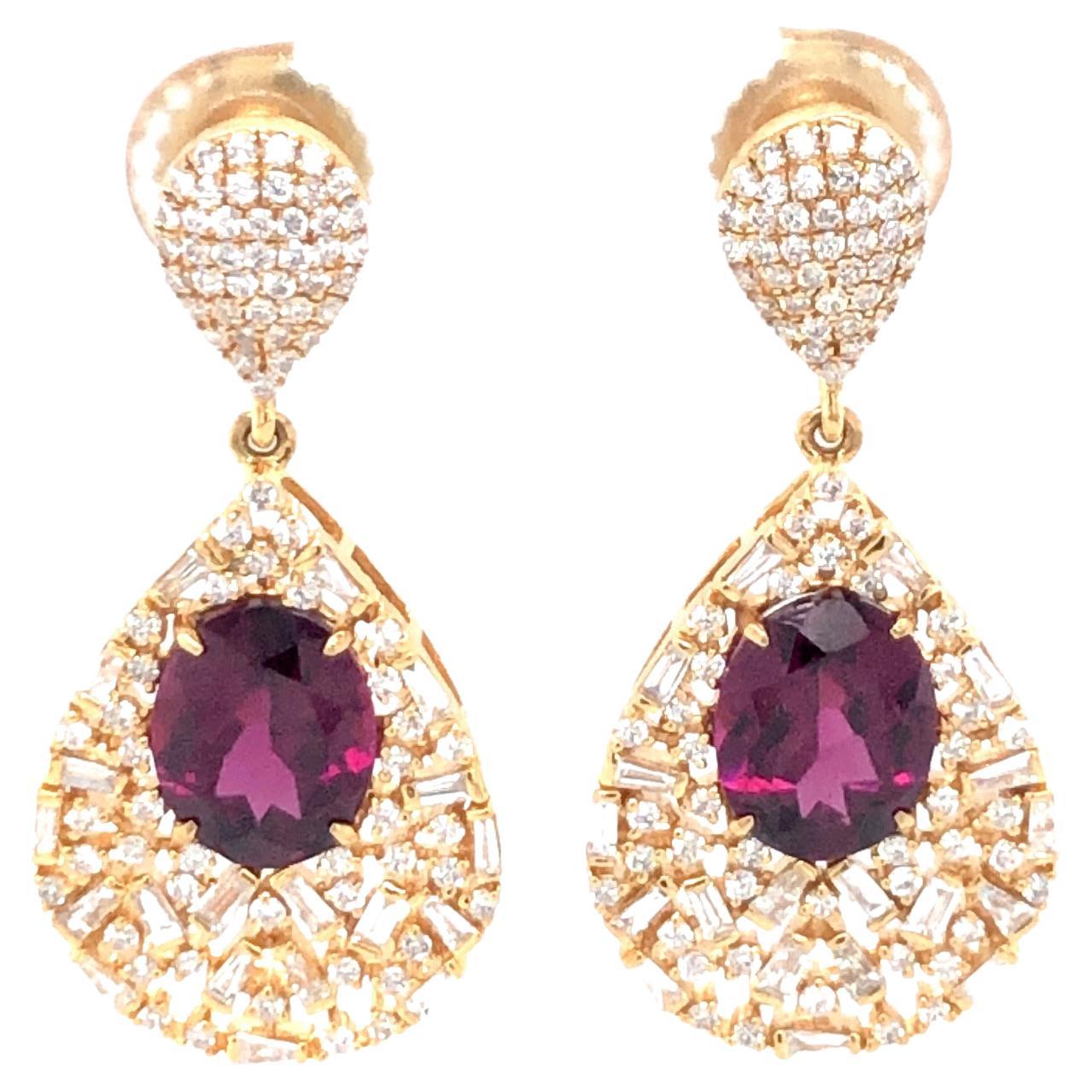 Garnet and Diamond Earring 18K Yellow Gold For Sale
