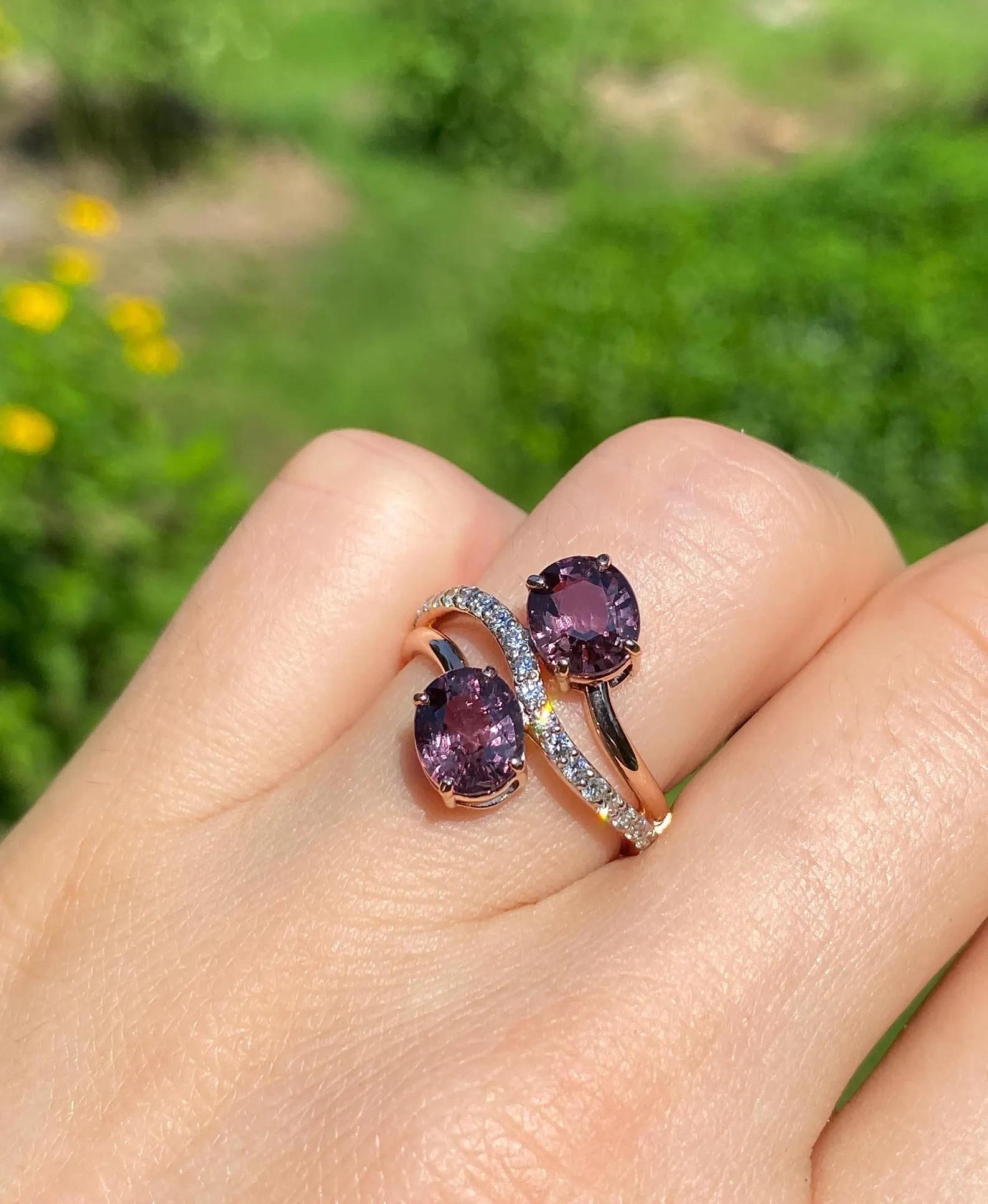 Bague en or rose 14 carats, grenat et diamant, taille 7US Pour femmes en vente