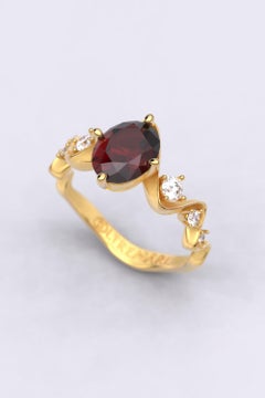 Garnet and Diamonds Engagement Ring Made in Italy by Oltremare Gioielli 18k Gold