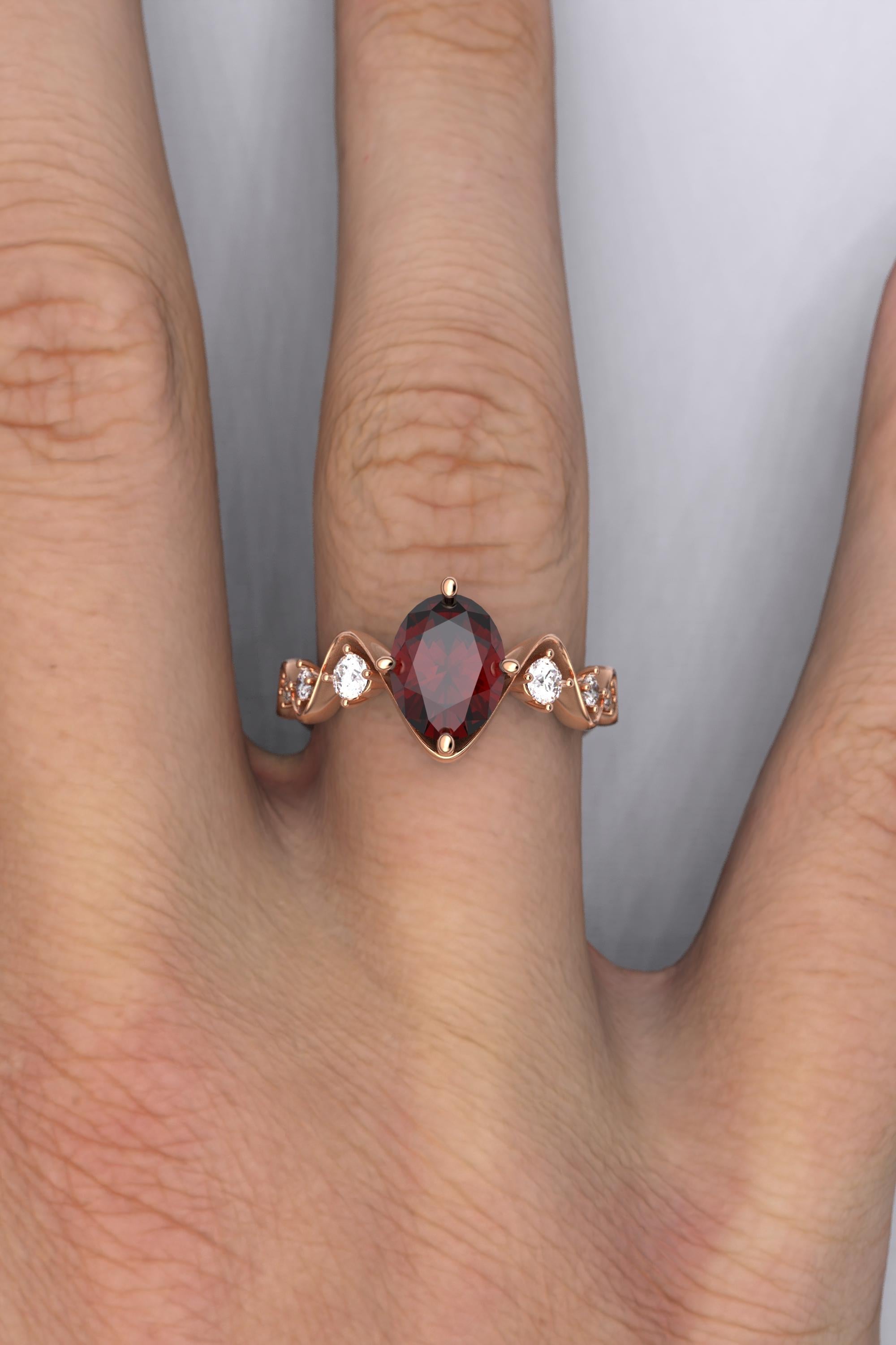 For Sale:  Garnet and Diamonds Engagement Ring Made in Italy by Oltremare Gioielli 18k Gold 5