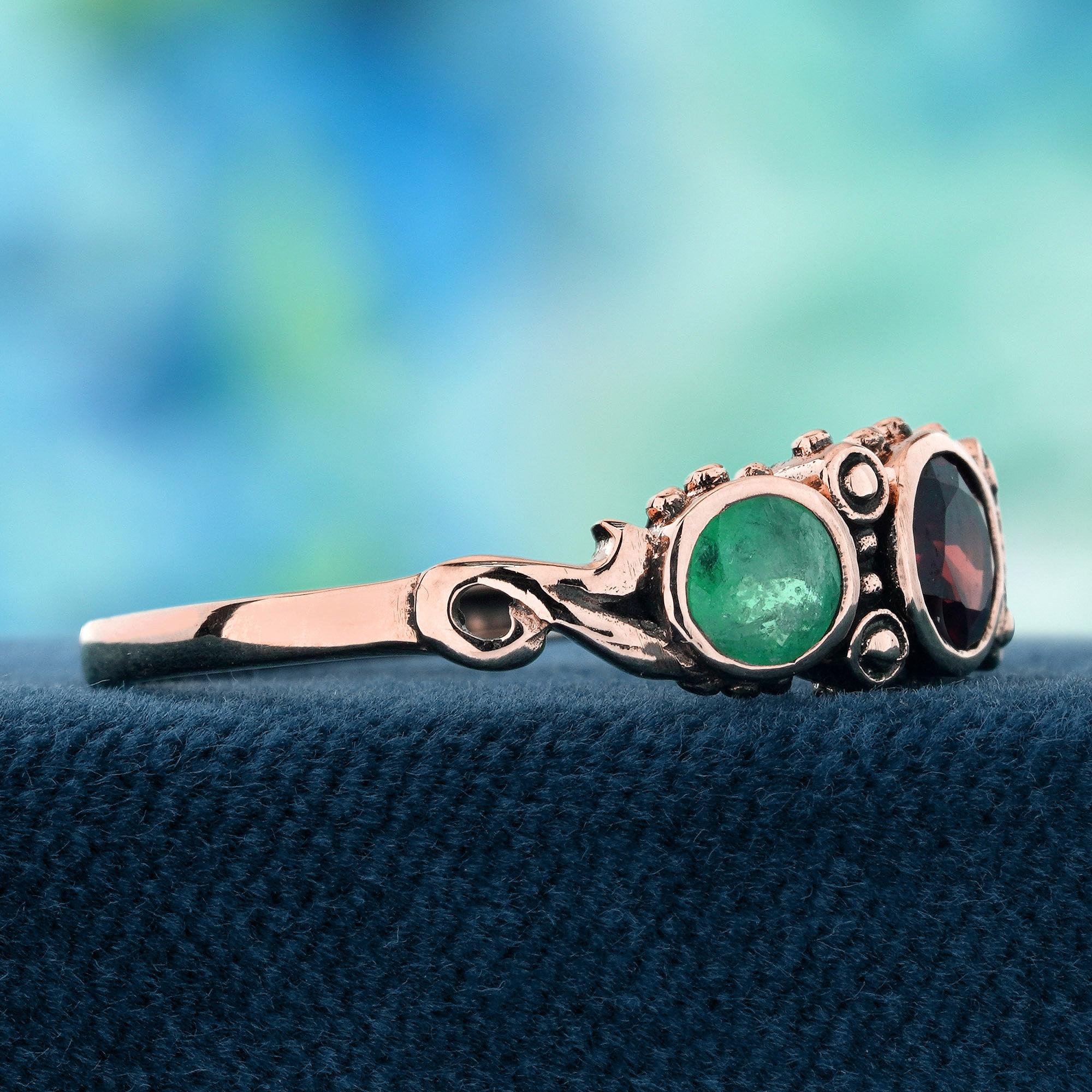 Round Cut Garnet and Emerald Vintage Style Three Stones Filigree Ring in Solid 9K Gold For Sale