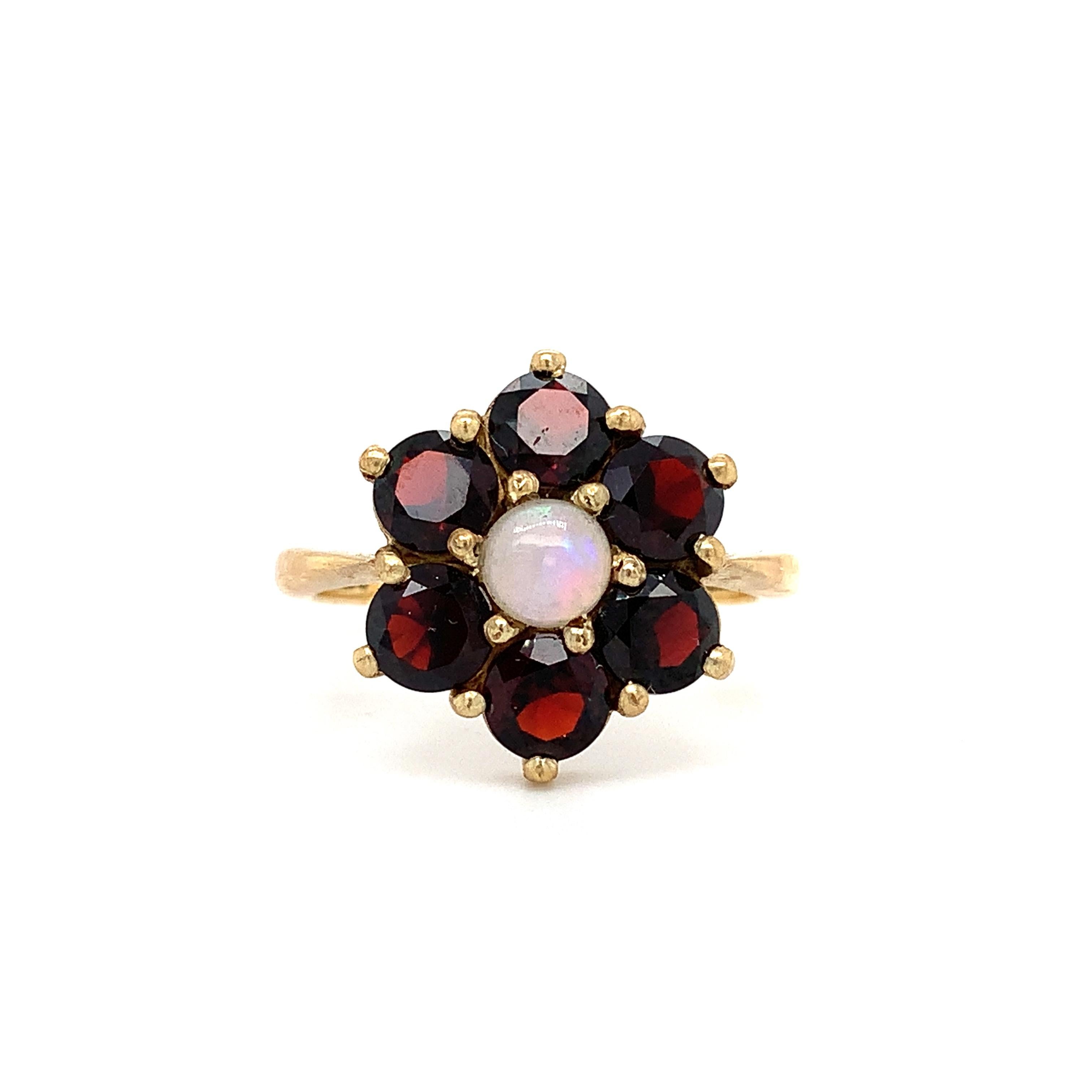 Granat und Opal antiker Verlobungsring Gelbgold (Art déco) im Angebot