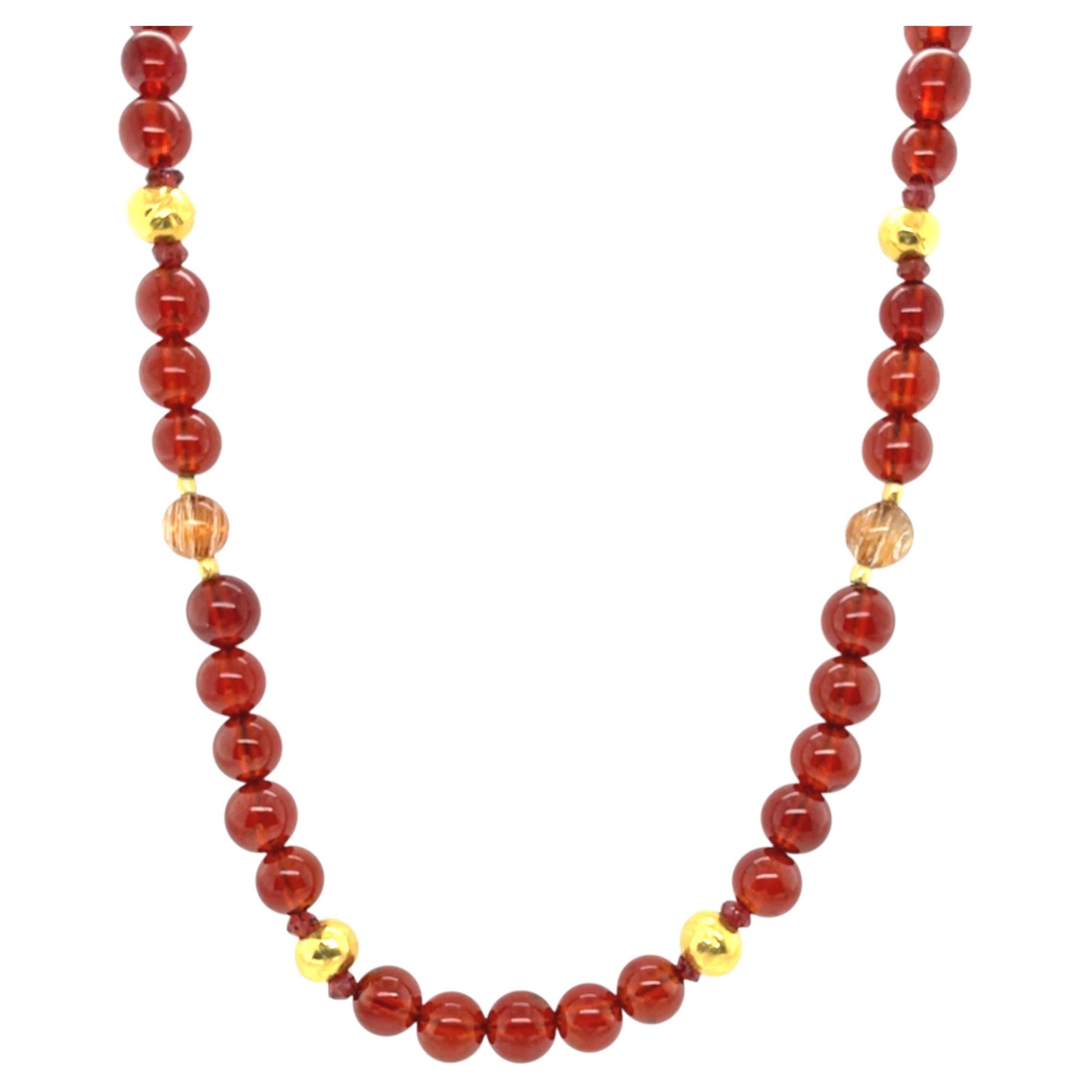 Collier de perles de grenat et de quartz rutilé avec accents en or, 17 pouces en vente
