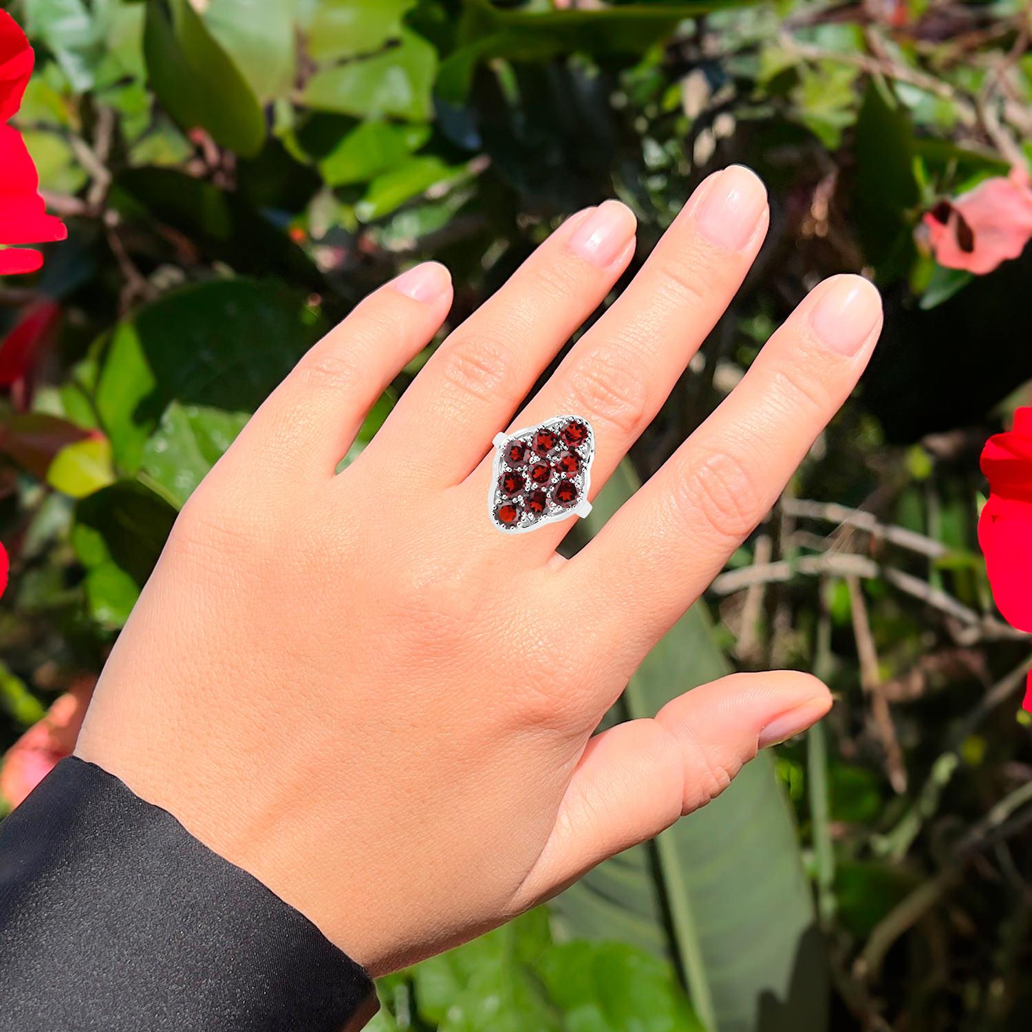Granat Cluster Ring 5,21 Karat Sterling Silber (Zeitgenössisch) im Angebot