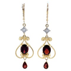 Antique Garnet Diamond Accented Victorian Style 14 Karat Yellow Gold Dangle Earring