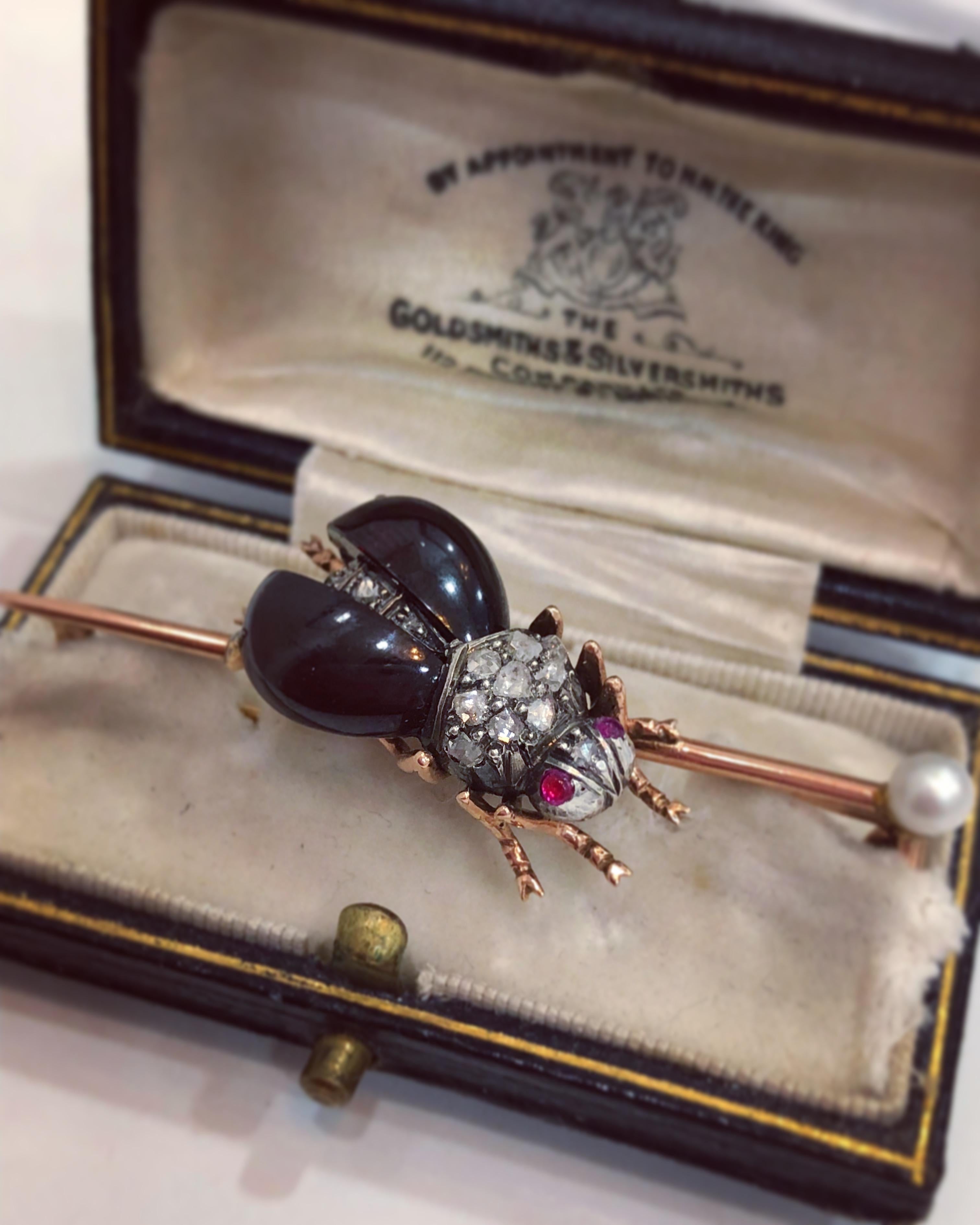 Viktorianische viktorianische Bugbrosche mit Granat, Diamant und Rubin, um 1870 für Damen oder Herren im Angebot