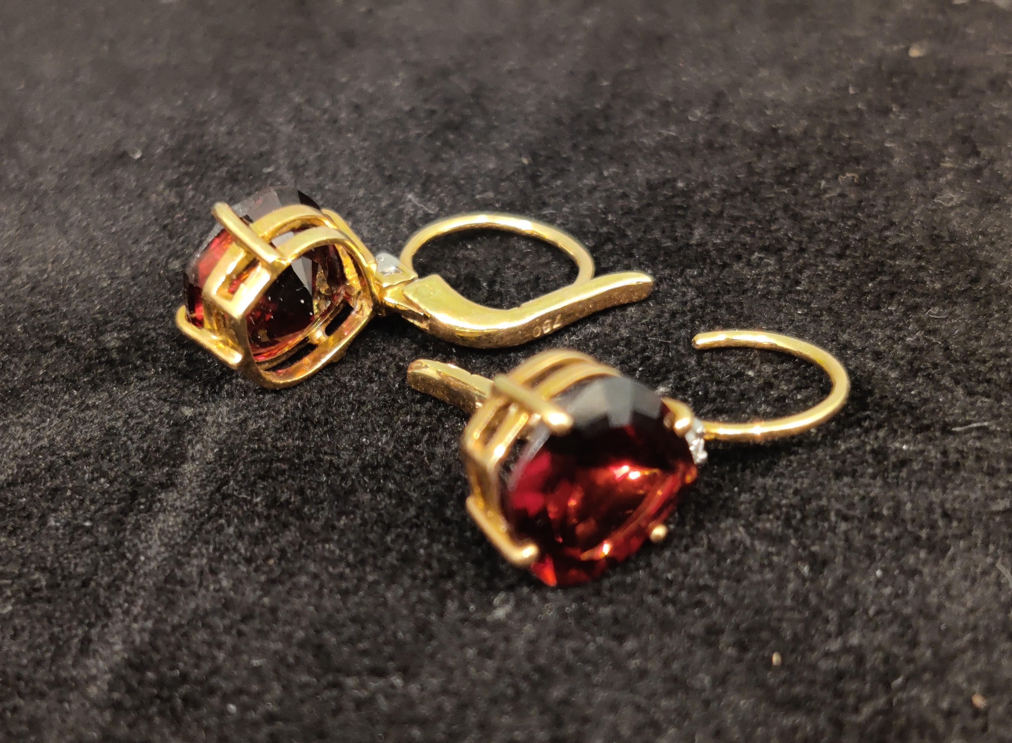 Garnet Diamond Earrings 18 K hanger For Sale 1