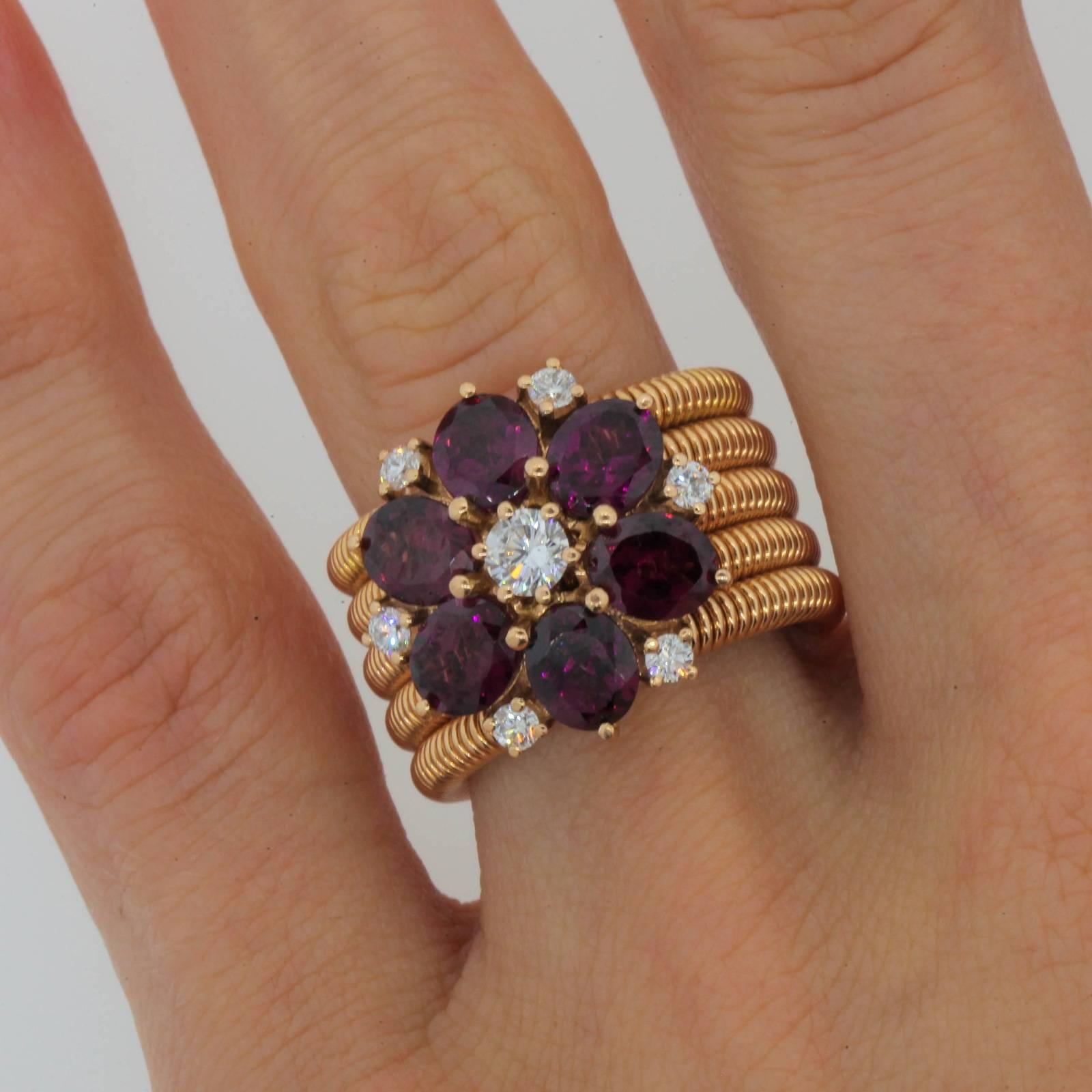 Garnet Diamond Gold Ring In New Condition In Beverly Hills, CA