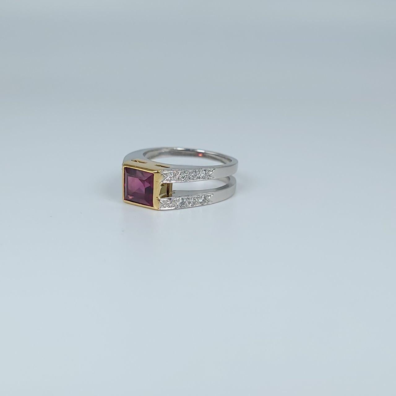 Round Cut Garnet Diamond Ring Cocktail Modern Minimalist Ring Platinum and 18kt Gold For Sale