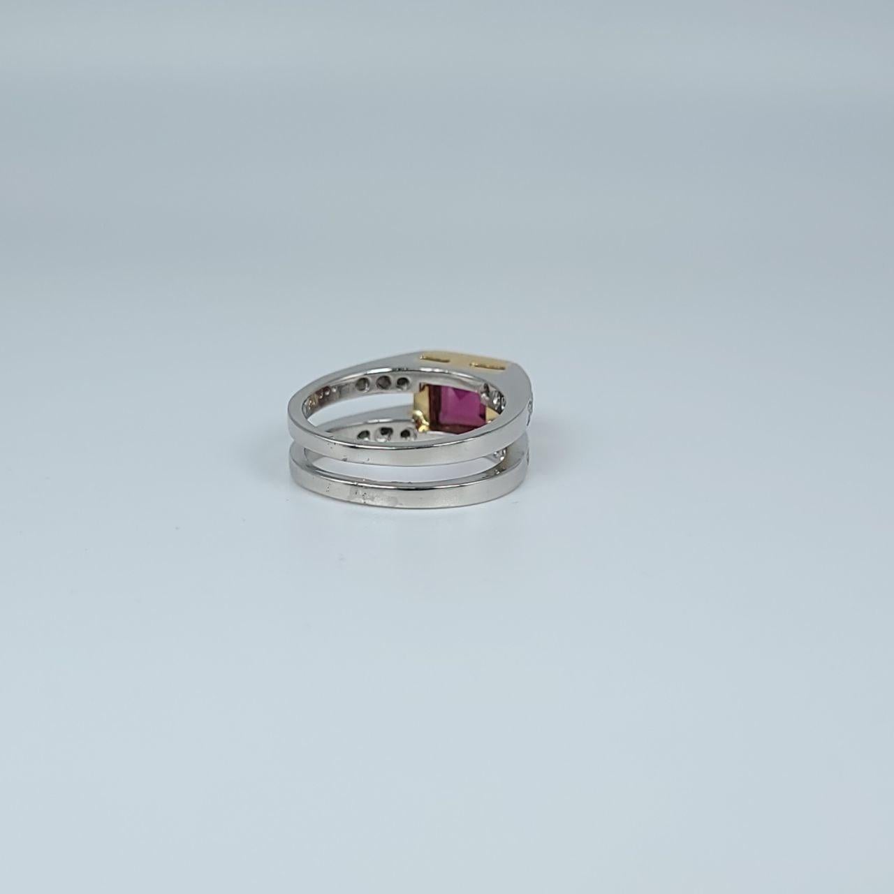 Garnet Diamond Ring Cocktail Modern Minimalist Ring Platinum and 18kt Gold For Sale 3