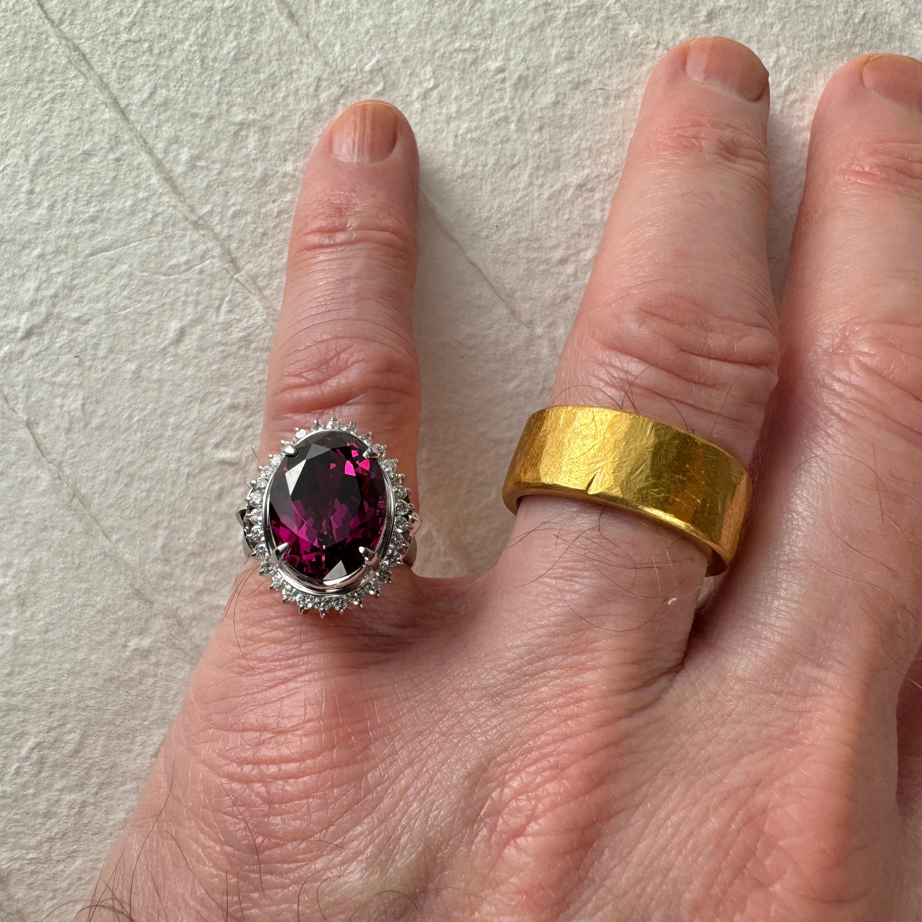 Garnet & Diamond Ring, Platinum 9.78 Carat Rhodolite, Gorgeous Cut, Fiery For Sale 7
