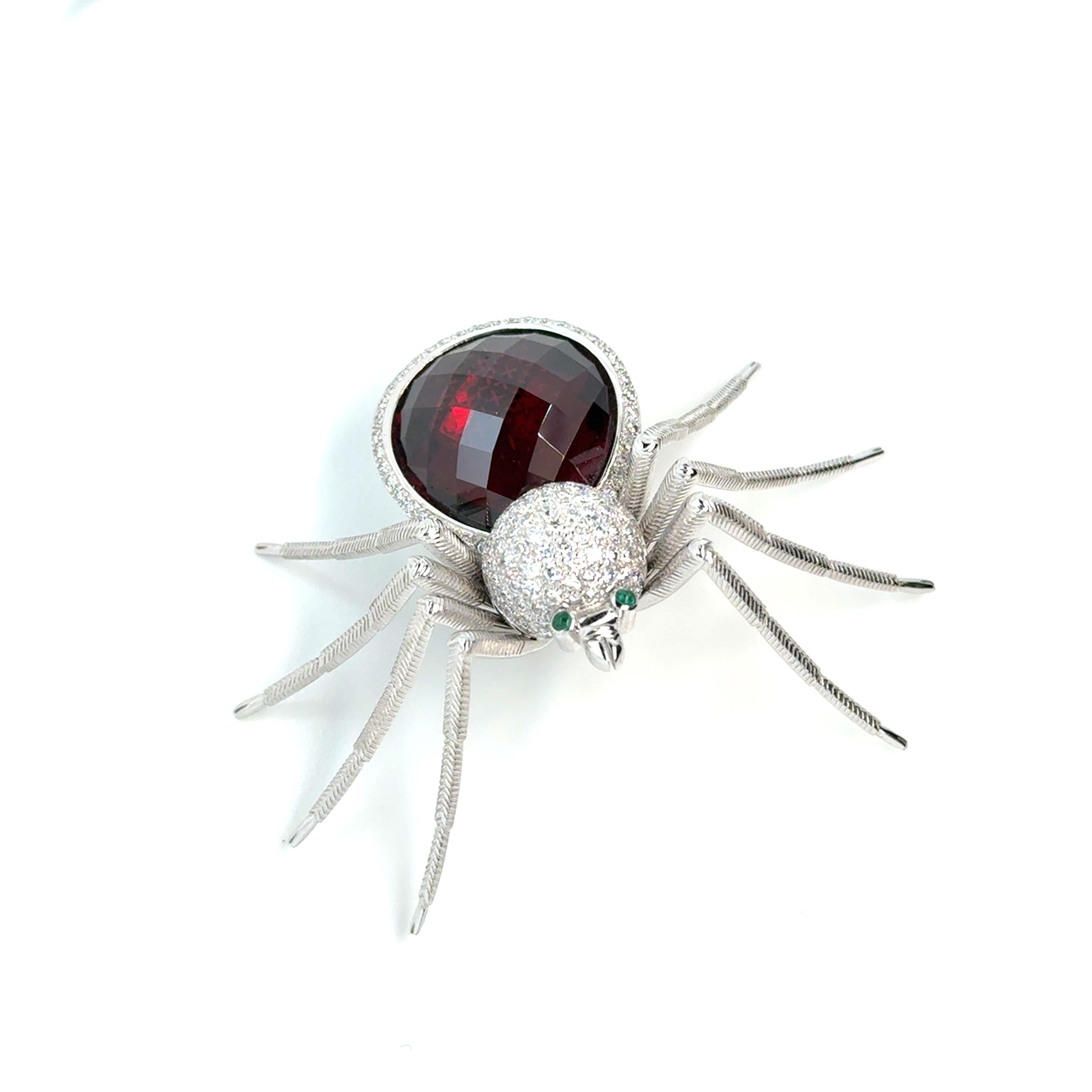 Taille mixte Accessoire araignée grenat et diamant en vente