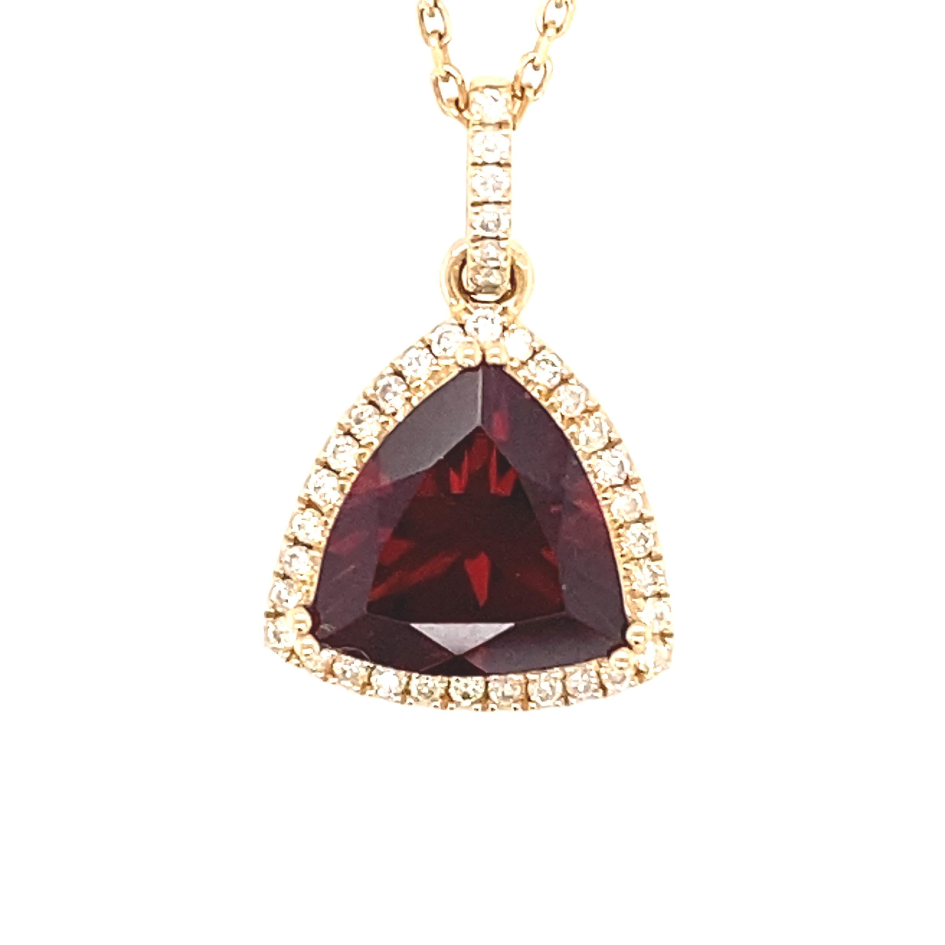 Garnet Diamond Yellow Gold Pendant In New Condition For Sale In Trumbull, CT