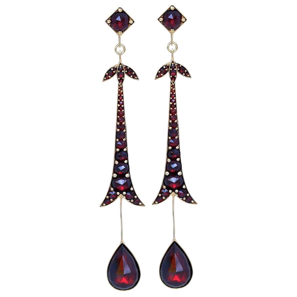 Garnet Extra Long Chandelier Earrings Gold European, Early 20th Century