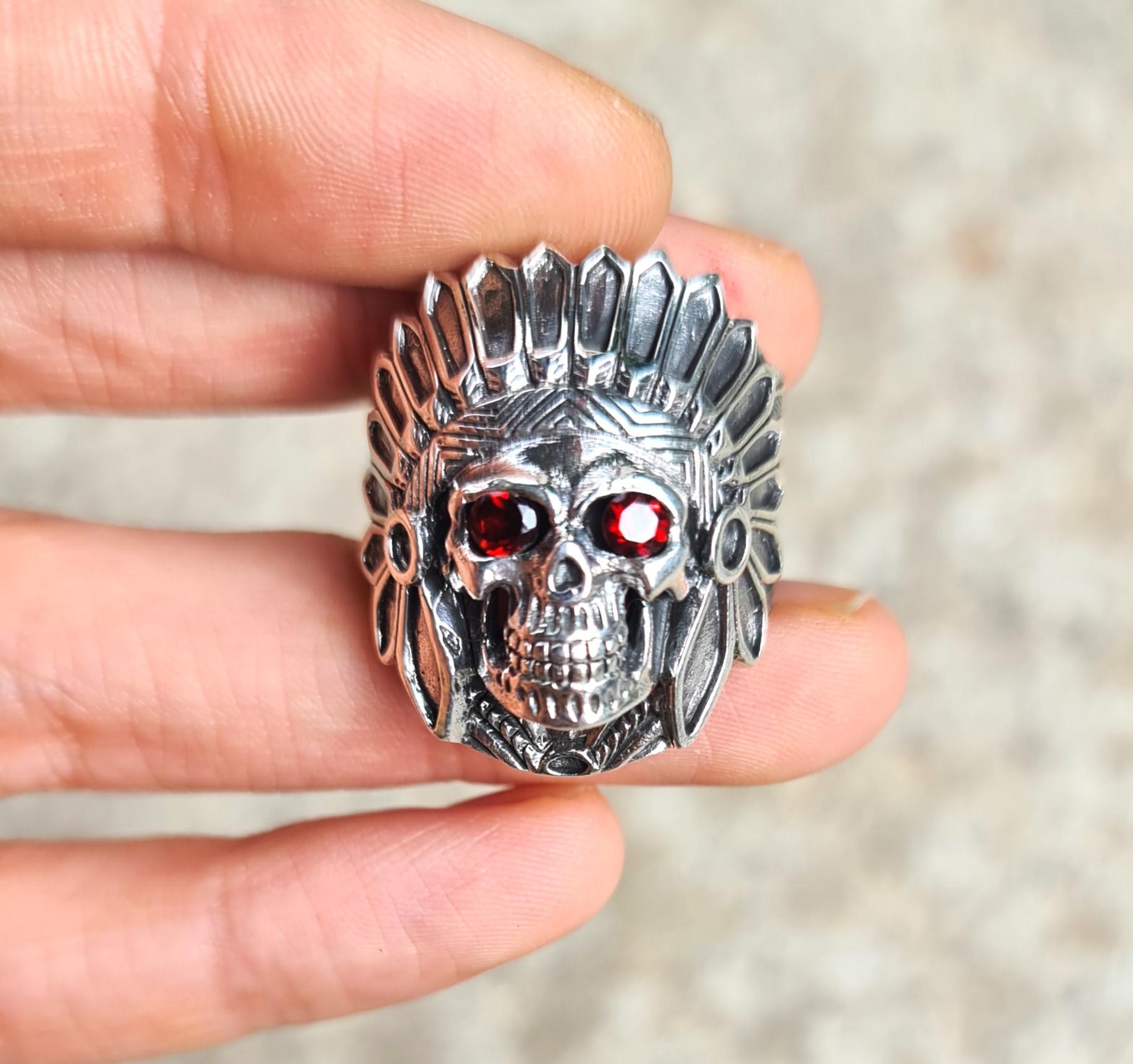 Garnet Eyes American Indian Skull Tribal Chief Warrior Ring Sterling Silver 925 For Sale 6