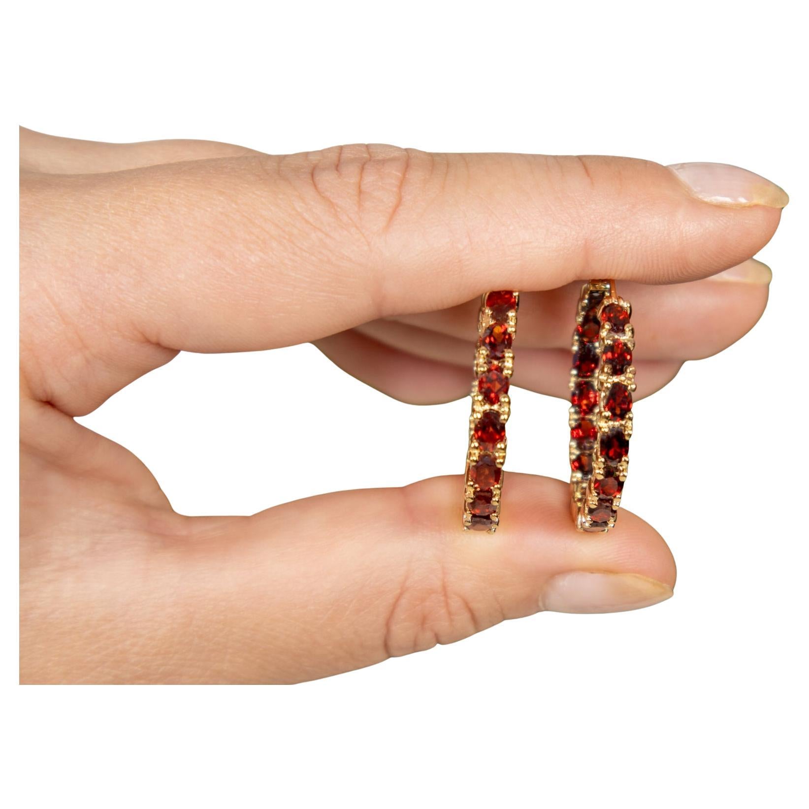 Orecchini a cerchio con granato 6 carati in argento placcato oro giallo 14 carati