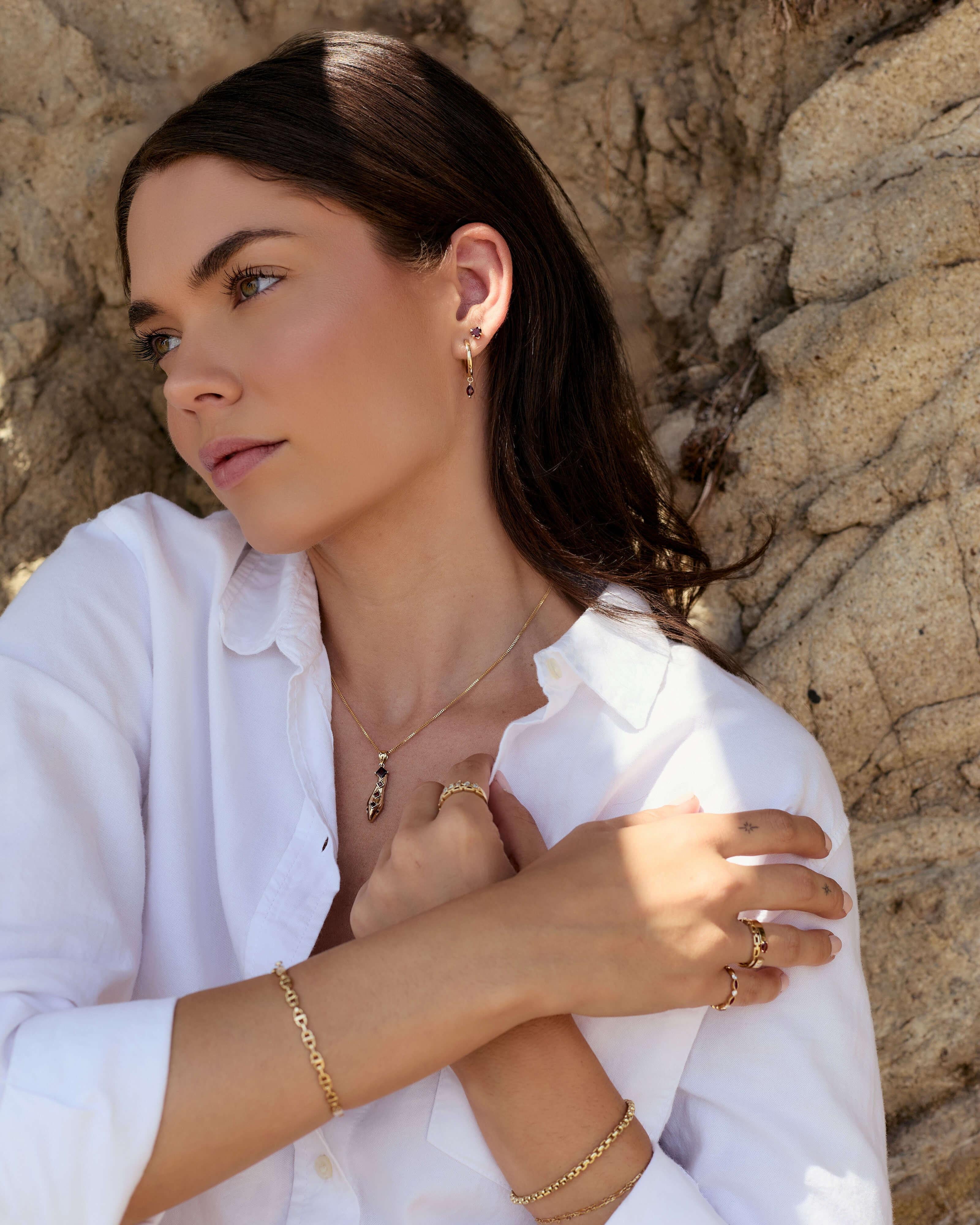 da uomo o donna Orecchini a cerchio con granato marquise in vendita